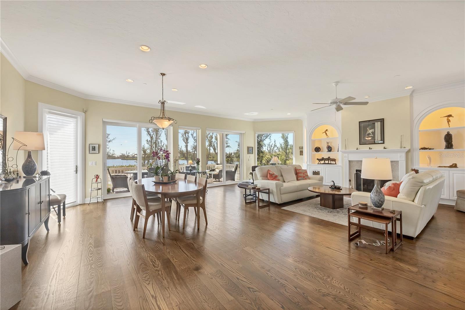 Image 13 of 55 For 16251 Sunset Pines Circle