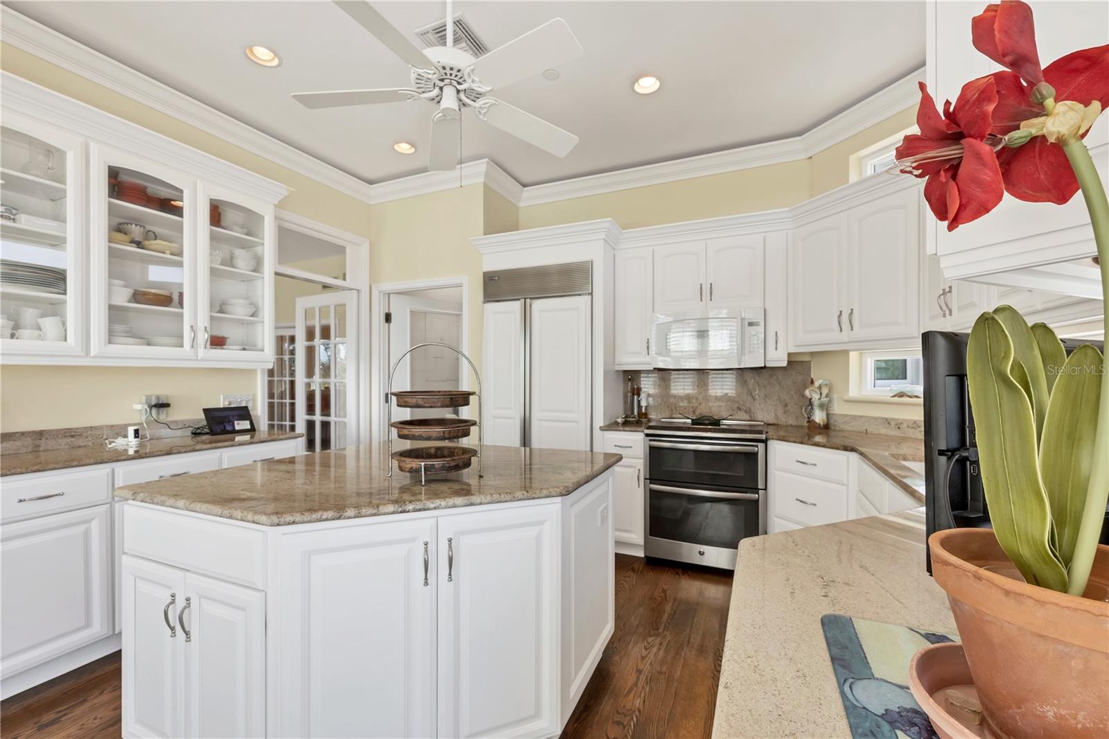 Image 17 of 55 For 16251 Sunset Pines Circle