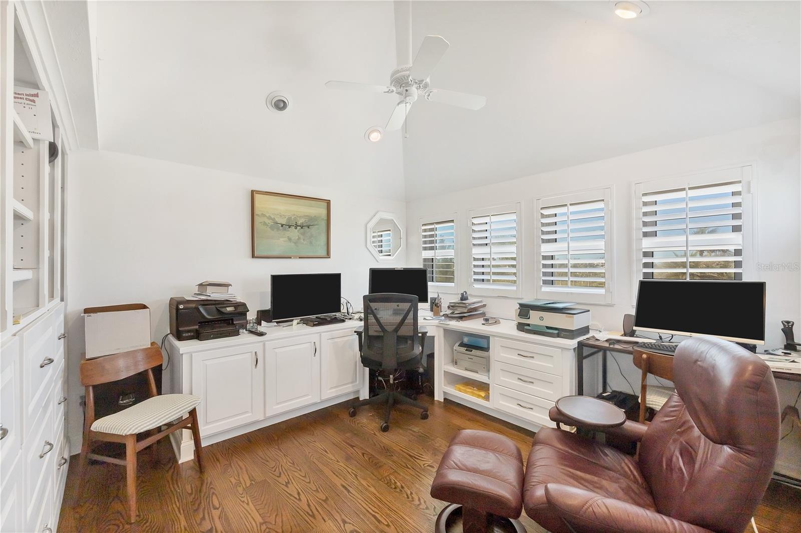 Image 35 of 55 For 16251 Sunset Pines Circle