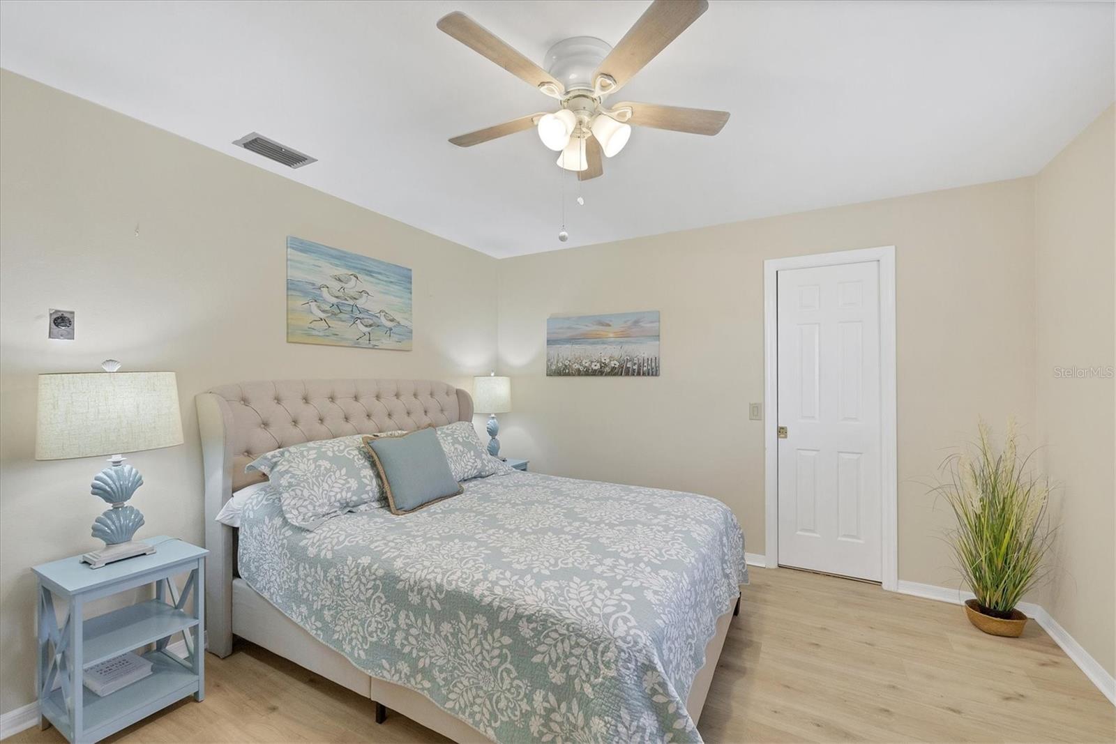 Image 24 of 55 For 2458 Herron Terrace