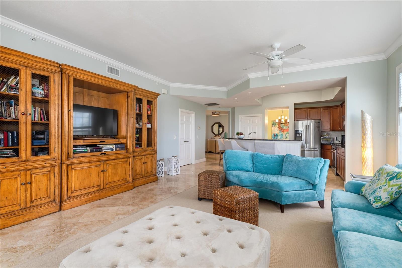 Image 11 of 55 For 10501 Amberjack Way 201