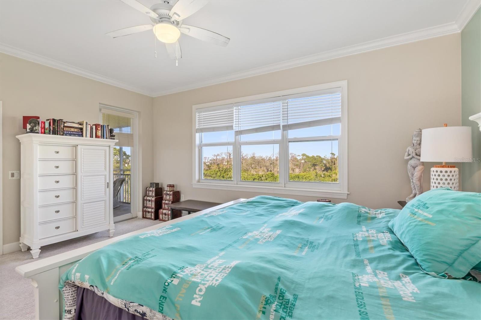 Image 19 of 55 For 10501 Amberjack Way 201