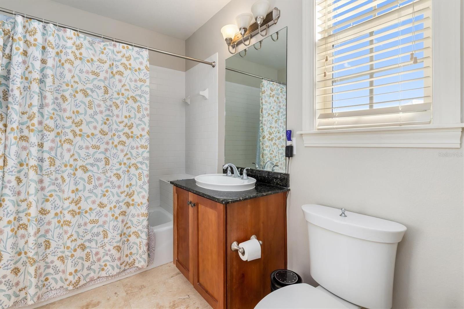 Image 25 of 55 For 10501 Amberjack Way 201