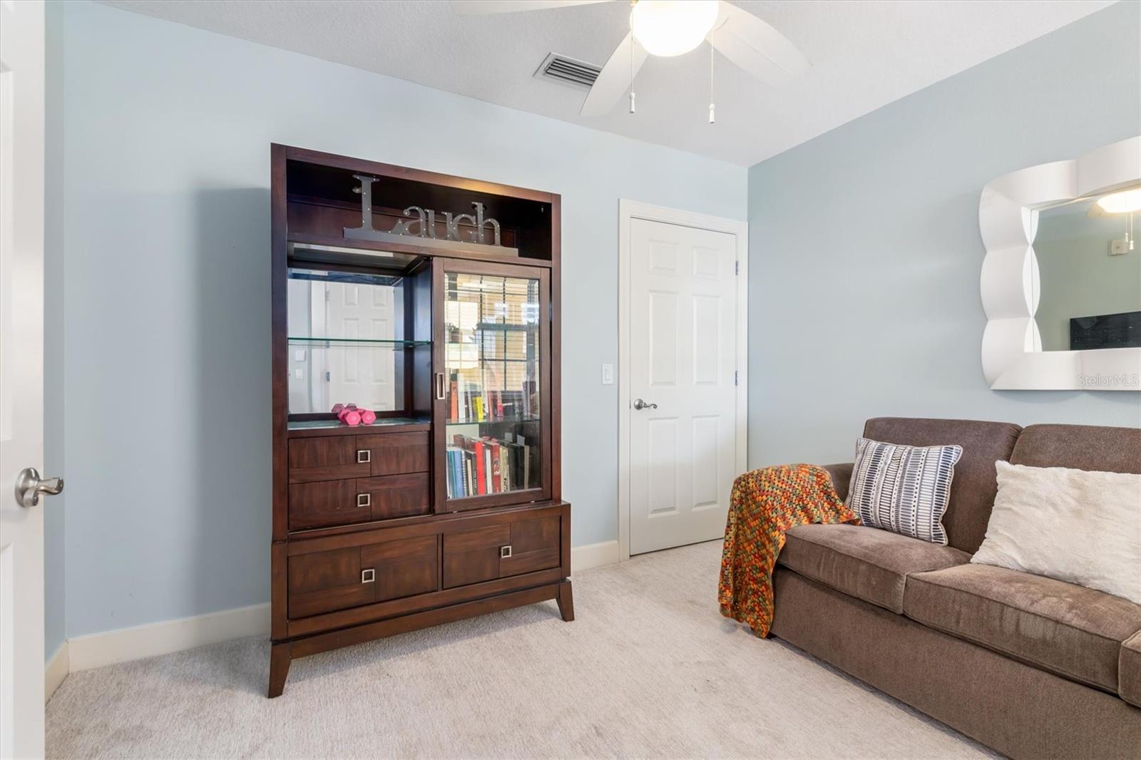 Image 26 of 55 For 10501 Amberjack Way 201