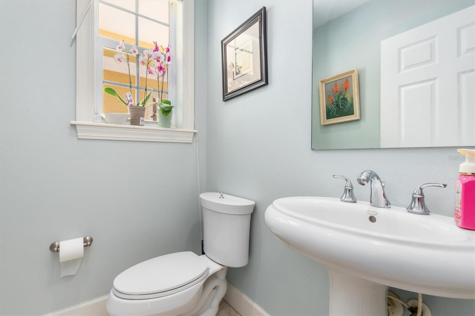 Image 28 of 55 For 10501 Amberjack Way 201