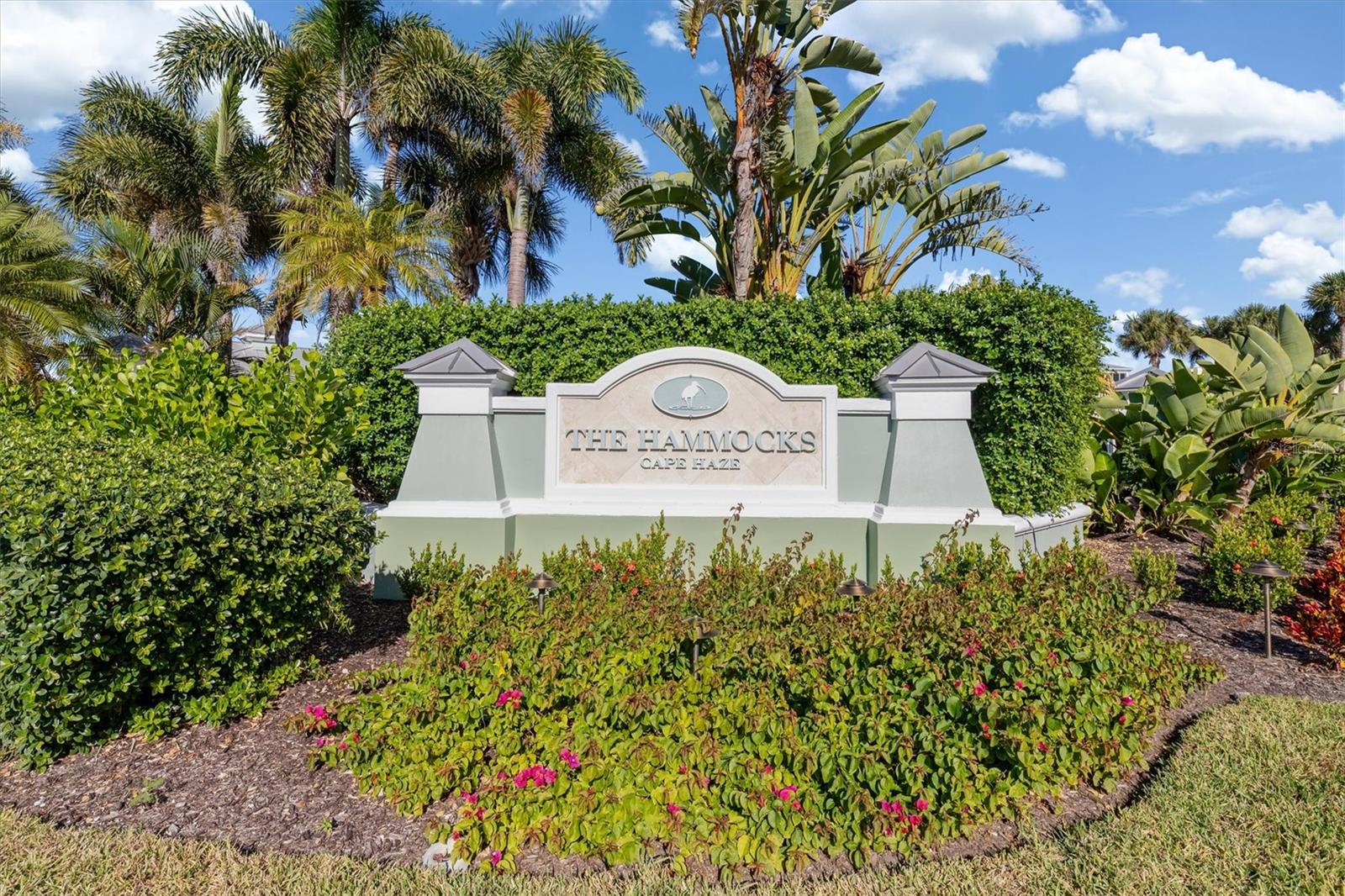 Image 39 of 55 For 10501 Amberjack Way 201