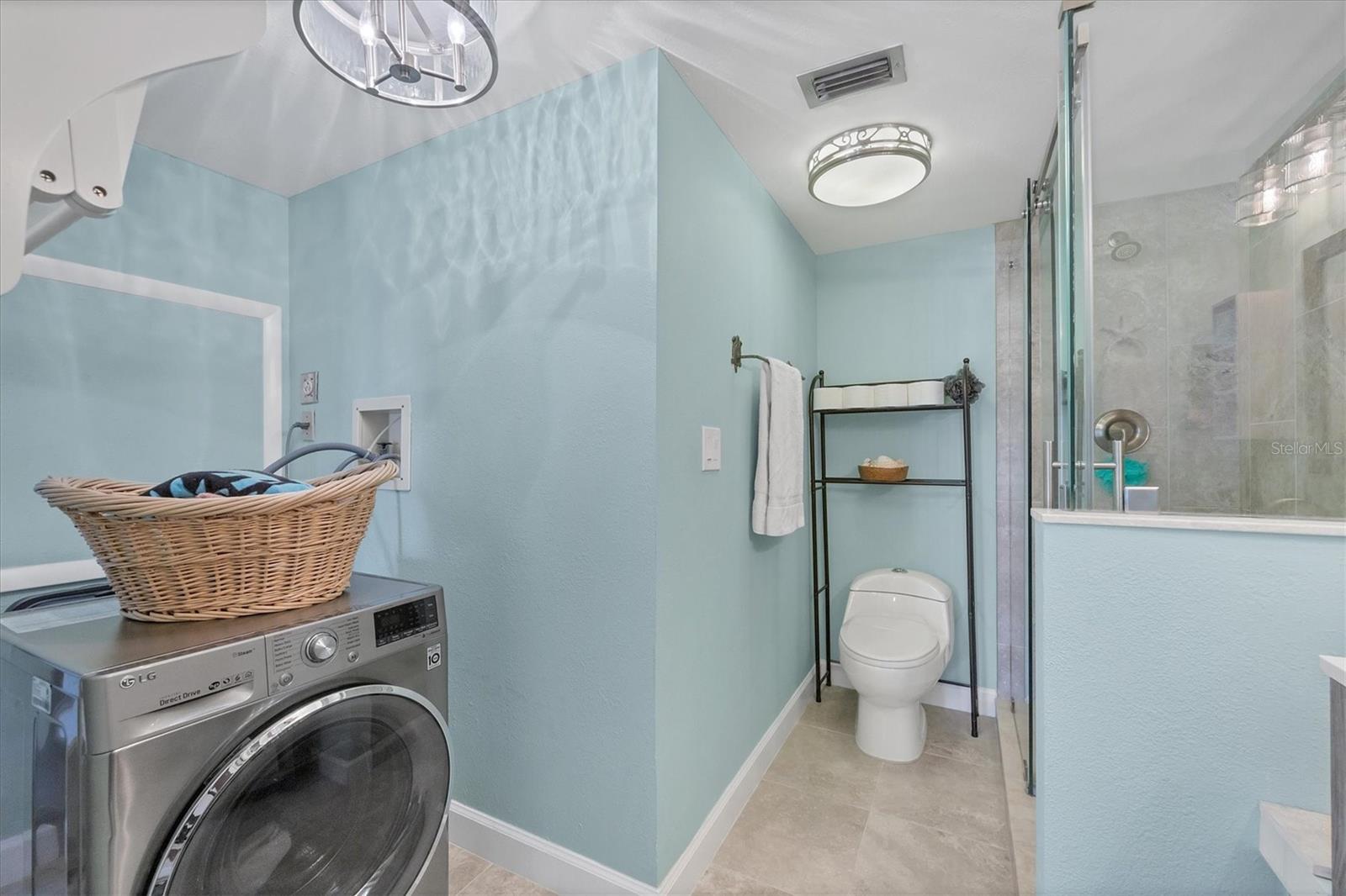 Image 30 of 44 For 1501 Beach Road 307