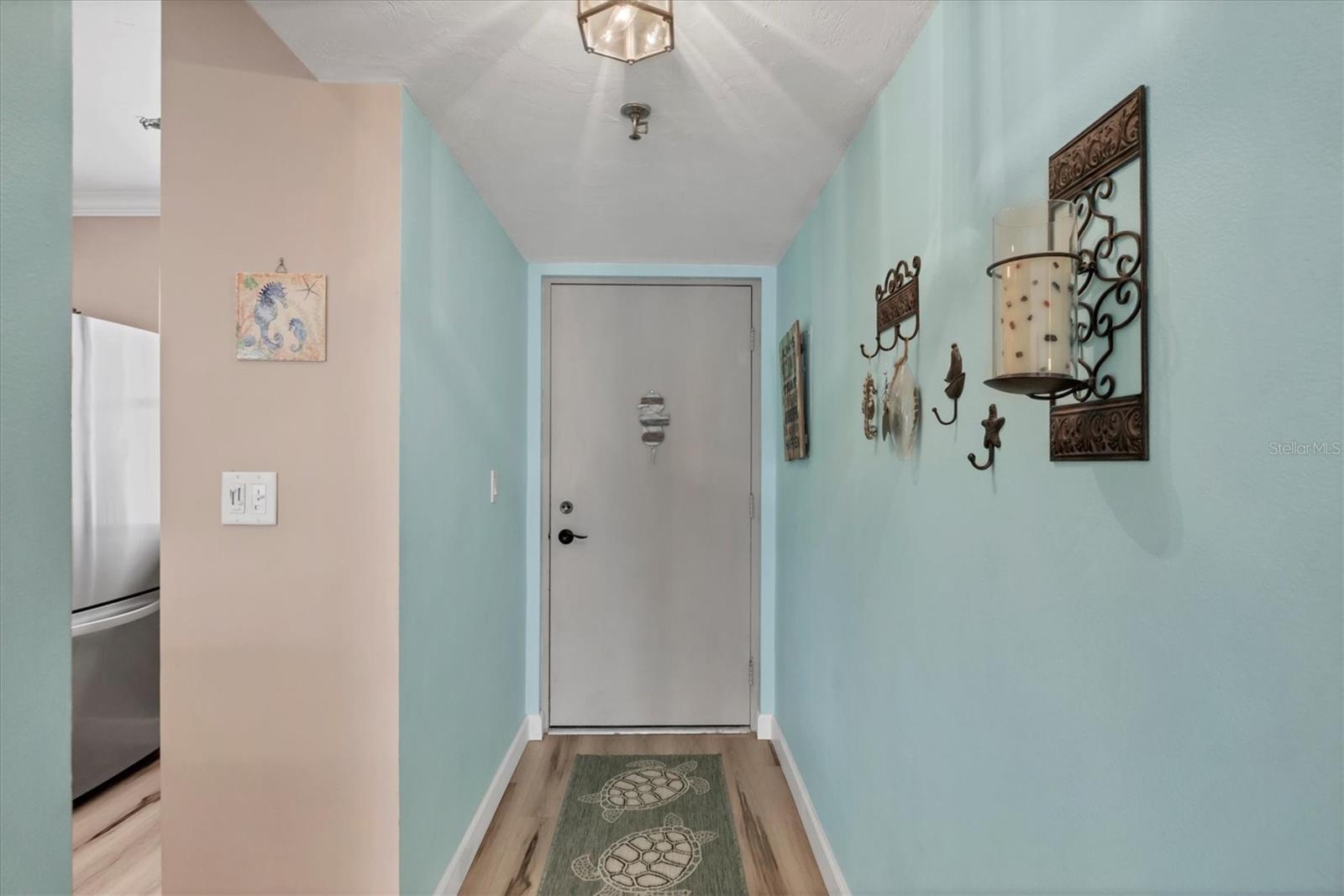 Image 9 of 44 For 1501 Beach Road 307