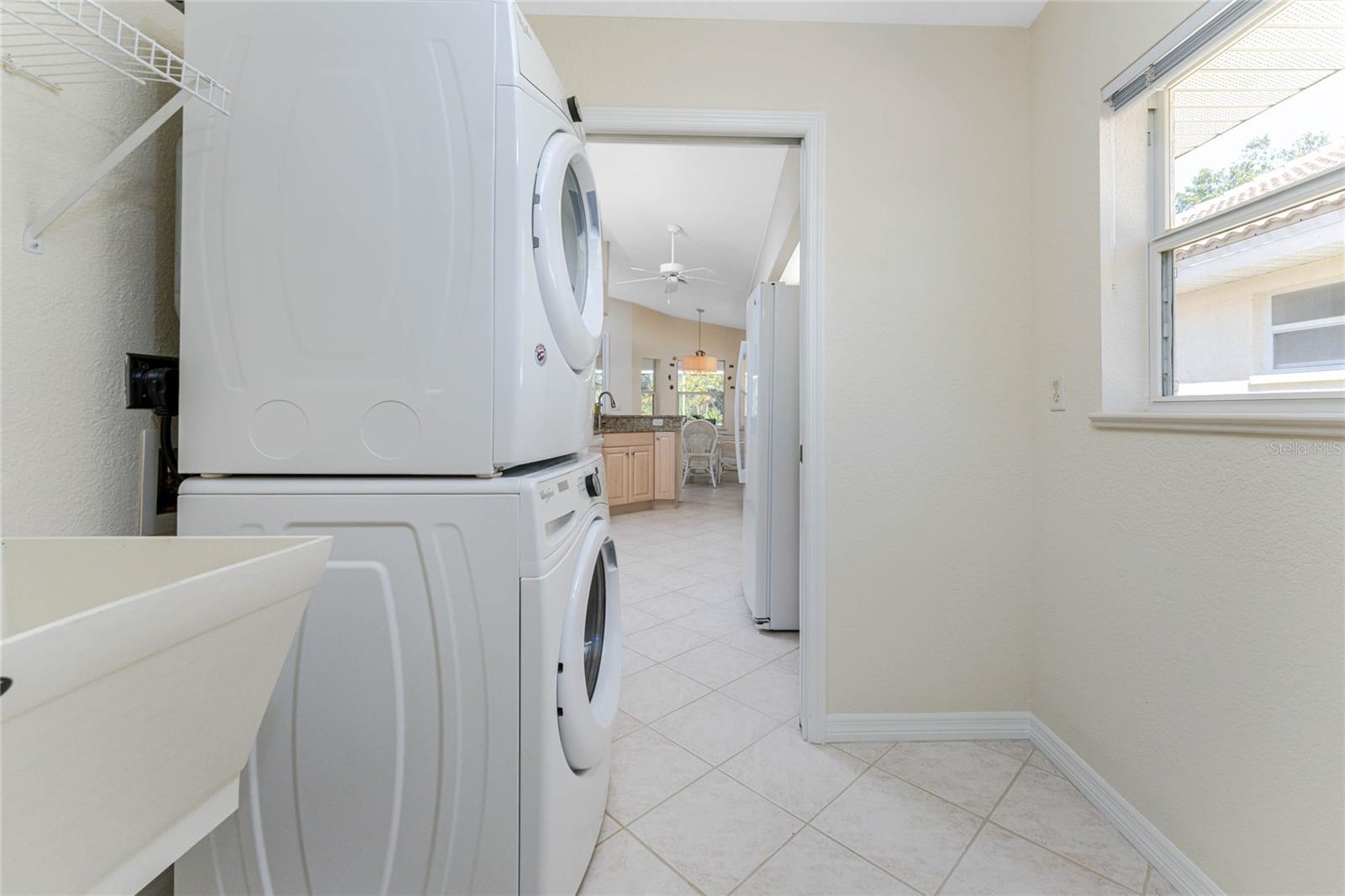 Image 40 of 62 For 8460 Gateway Court