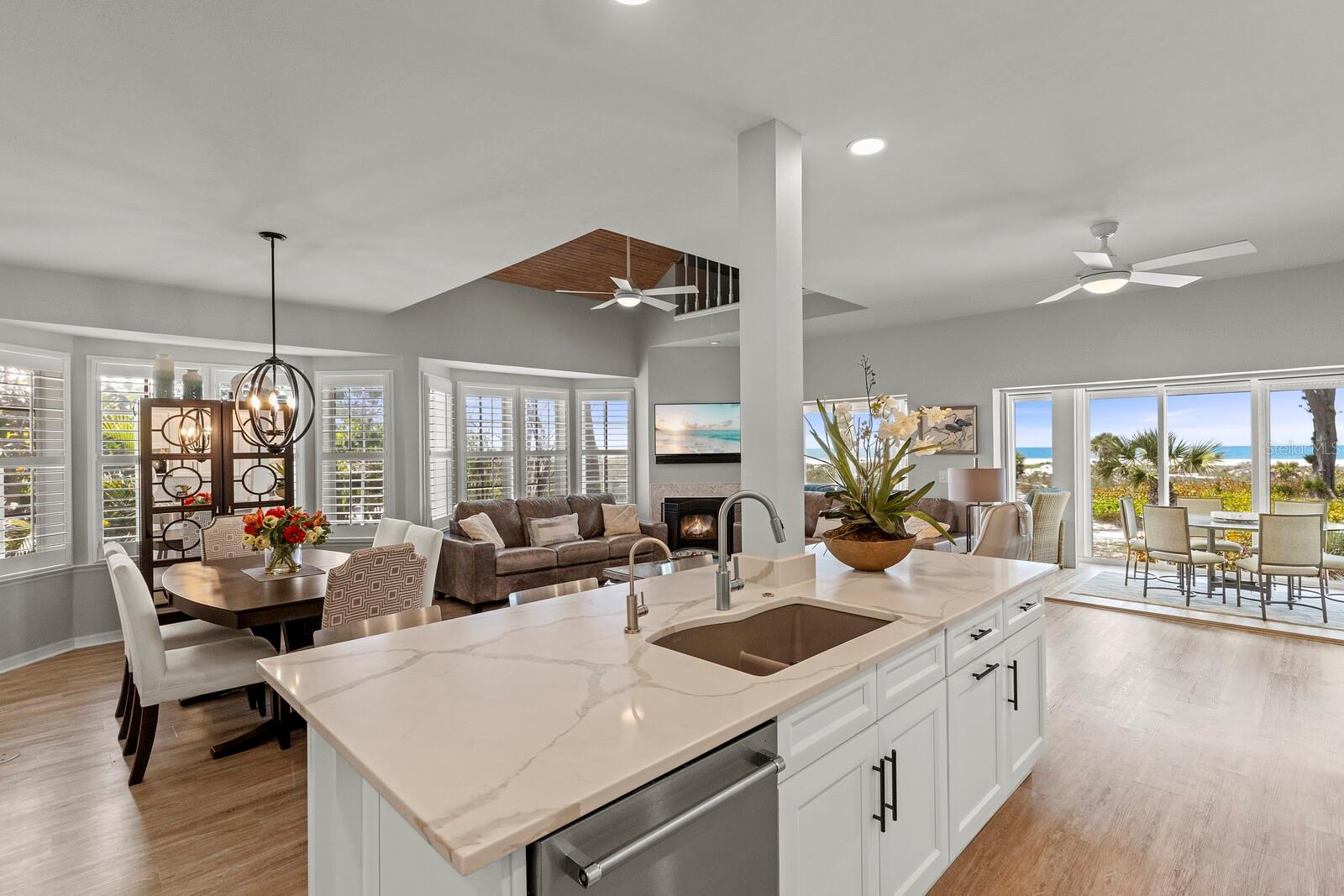 Image 16 of 47 For 17 Seawatch Drive