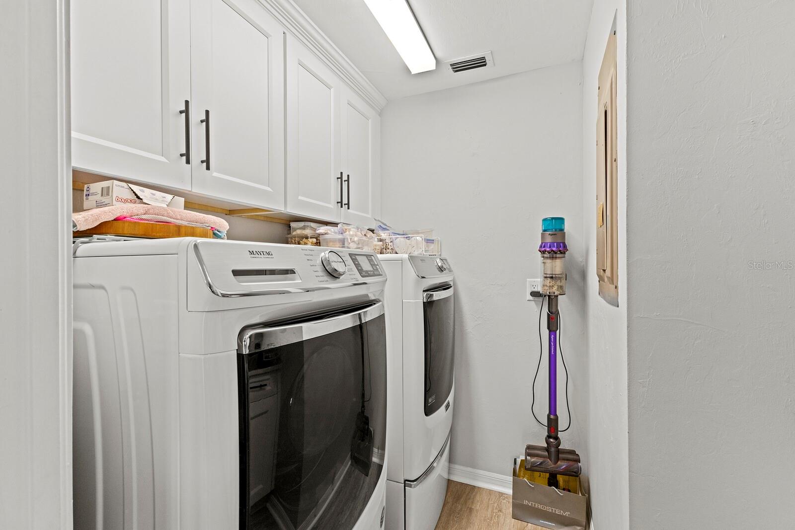 Image 20 of 47 For 17 Seawatch Drive