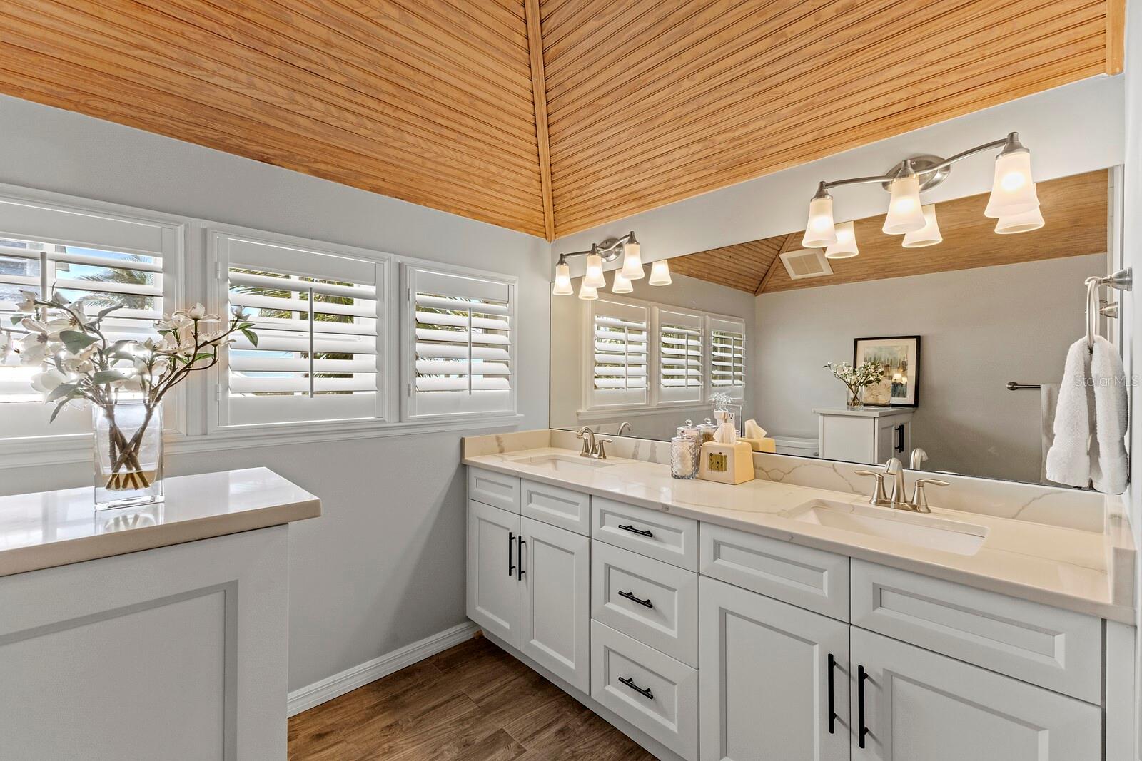 Image 32 of 47 For 17 Seawatch Drive