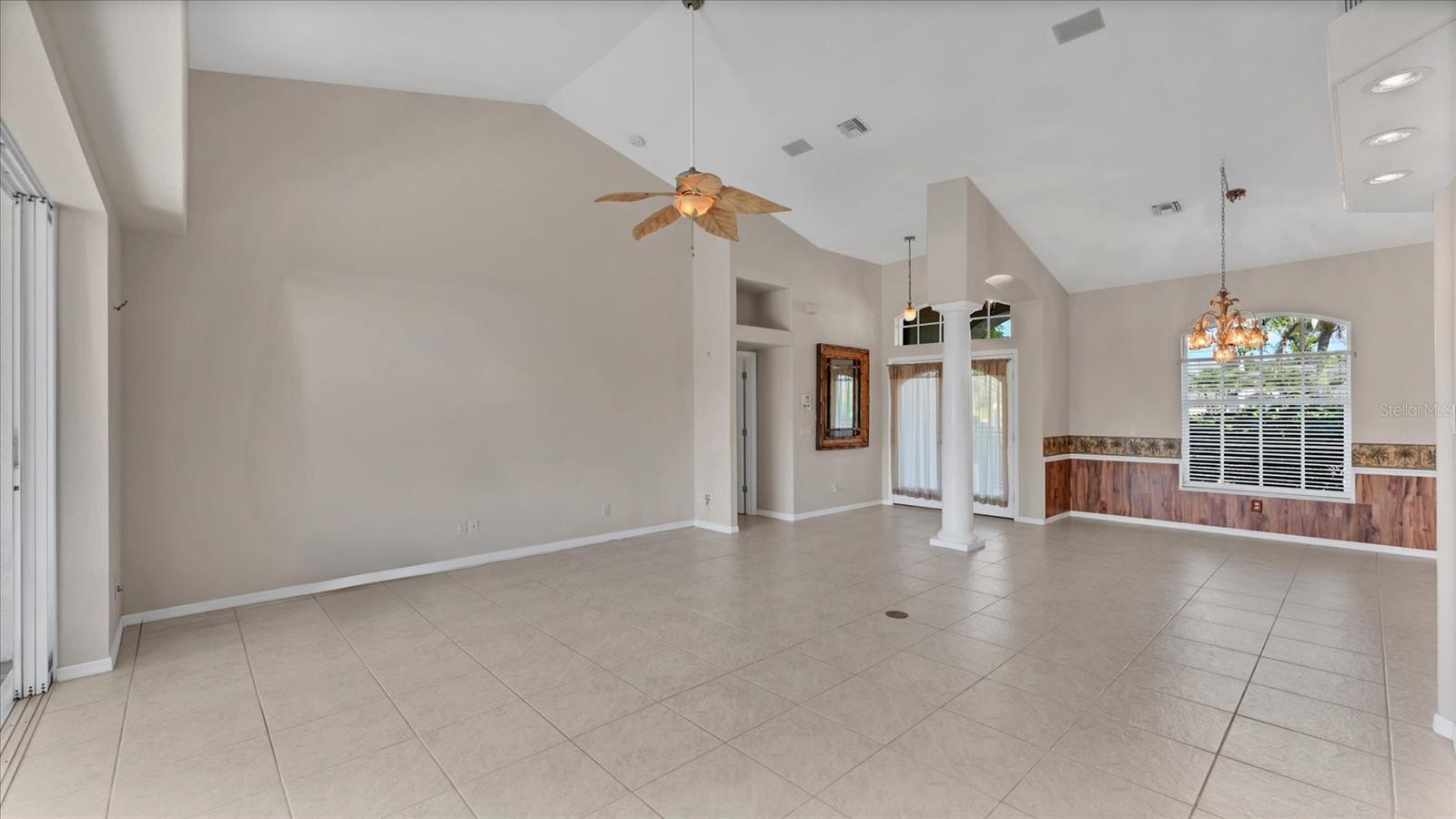 Image 12 of 67 For 646 Boundary Boulevard