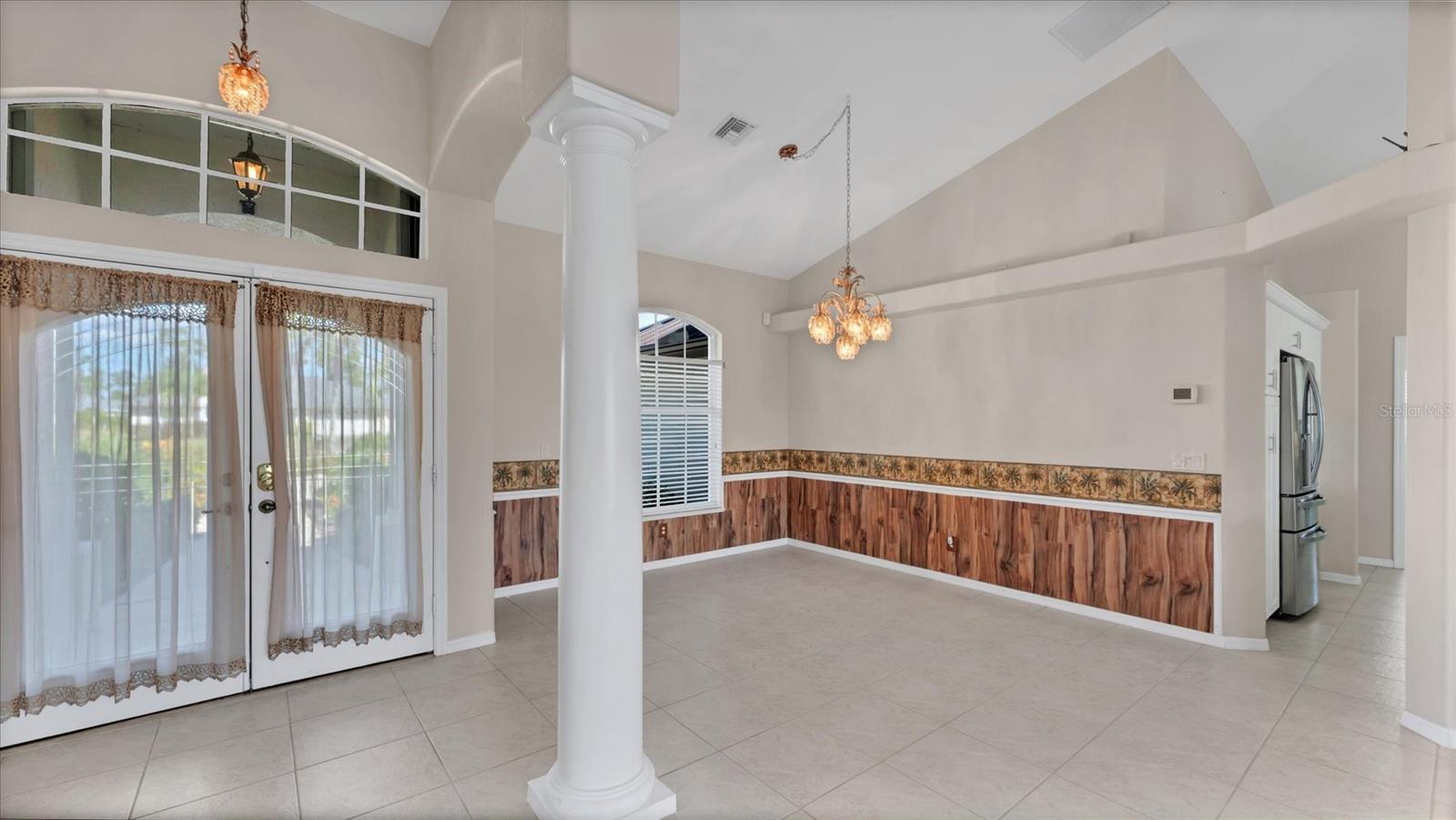 Image 15 of 67 For 646 Boundary Boulevard