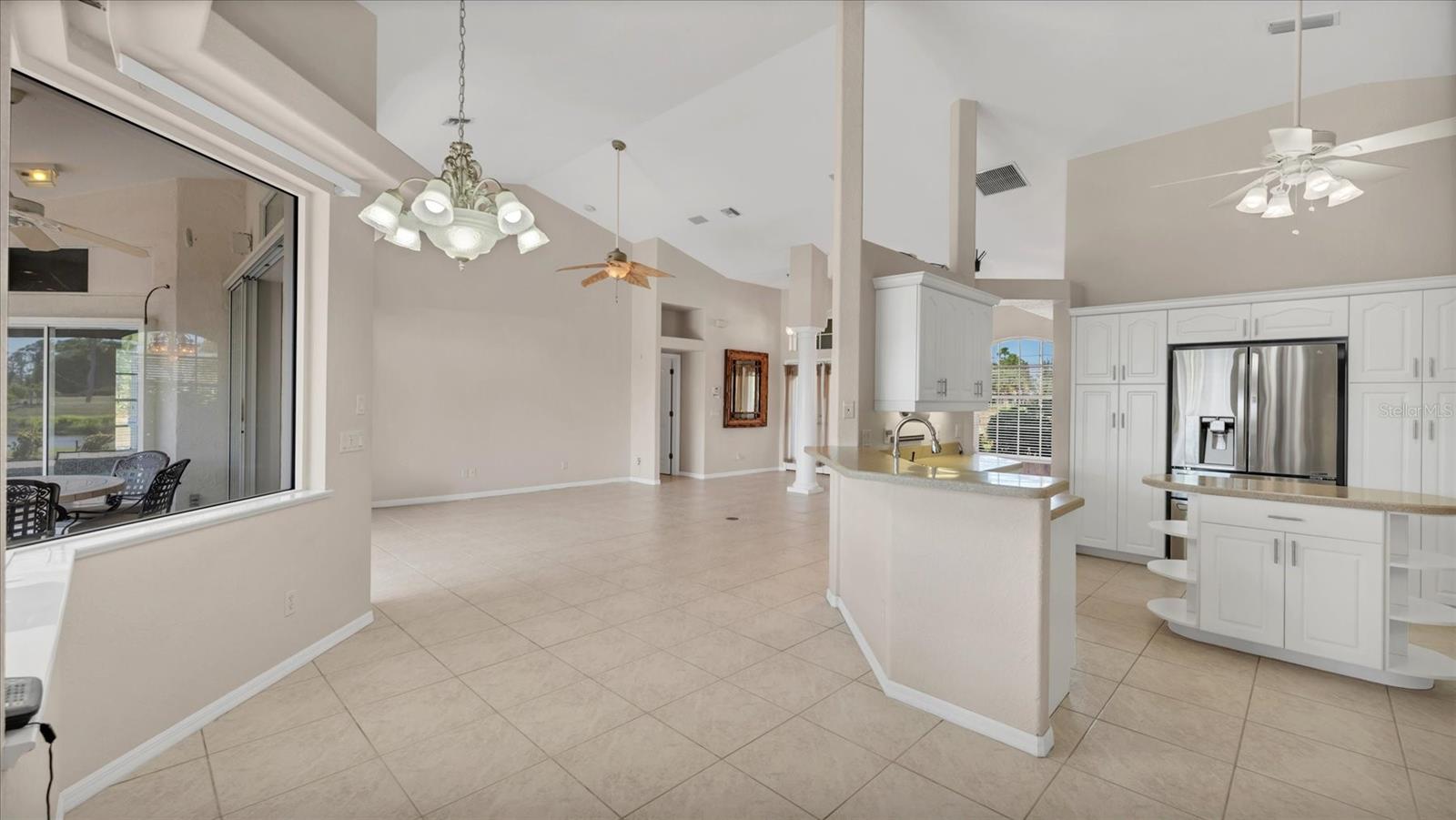 Image 22 of 67 For 646 Boundary Boulevard