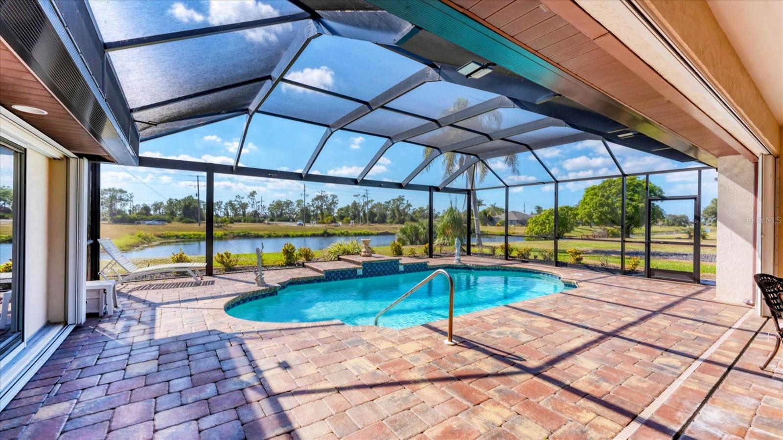 Image 5 of 67 For 646 Boundary Boulevard