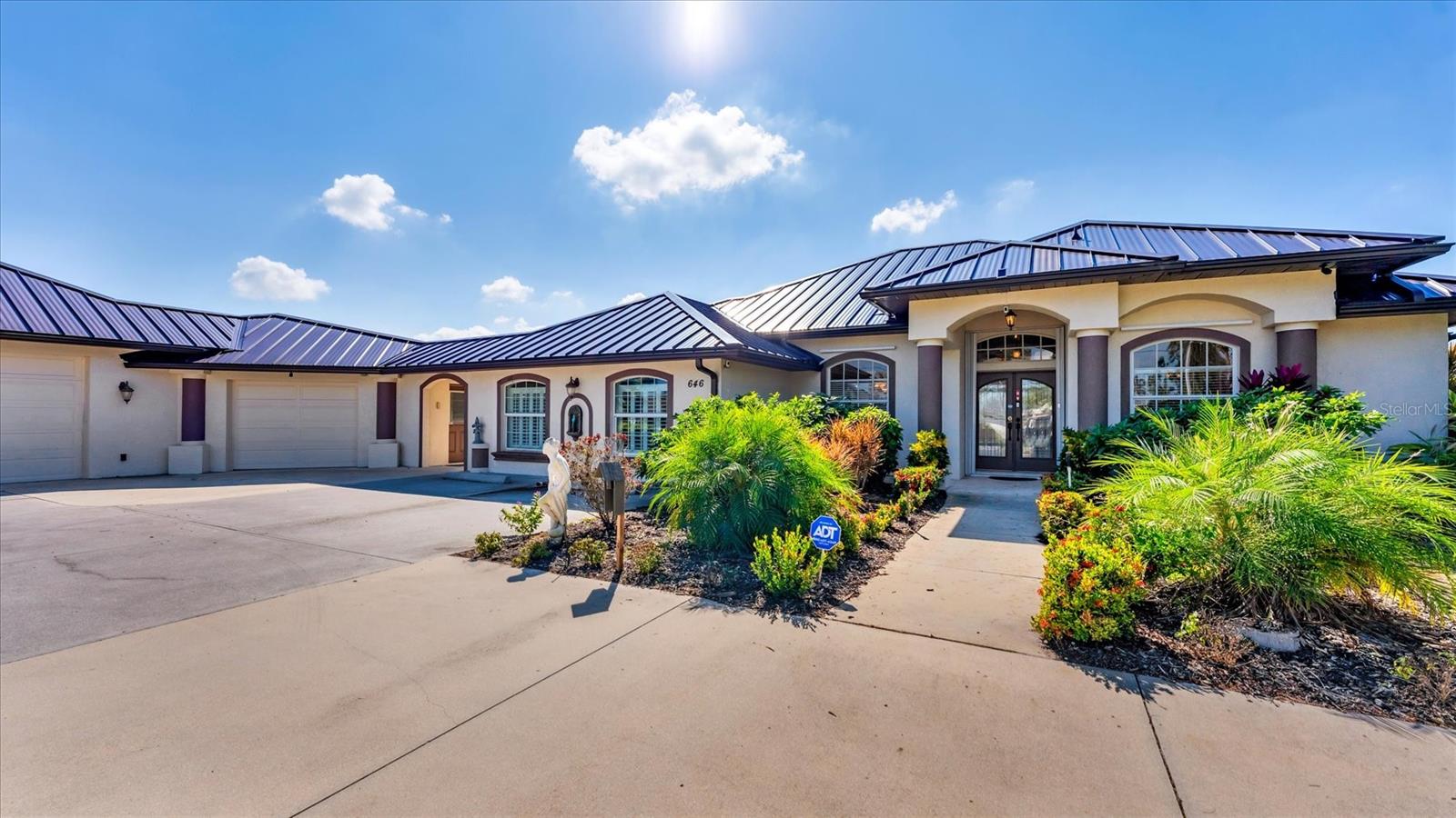 Image 6 of 67 For 646 Boundary Boulevard