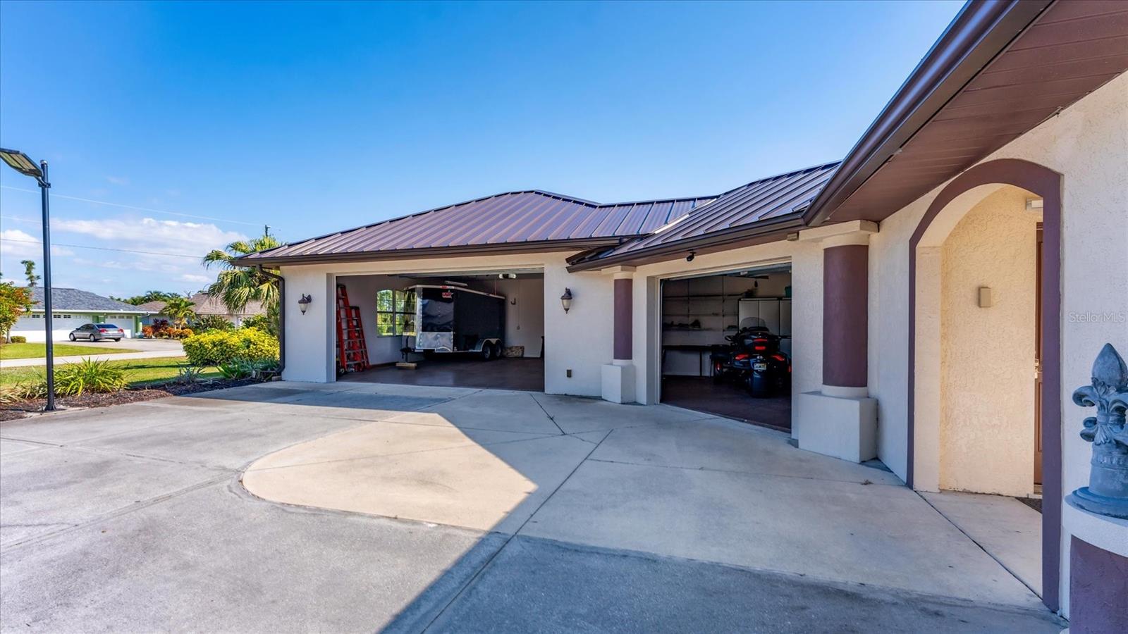 Image 7 of 67 For 646 Boundary Boulevard