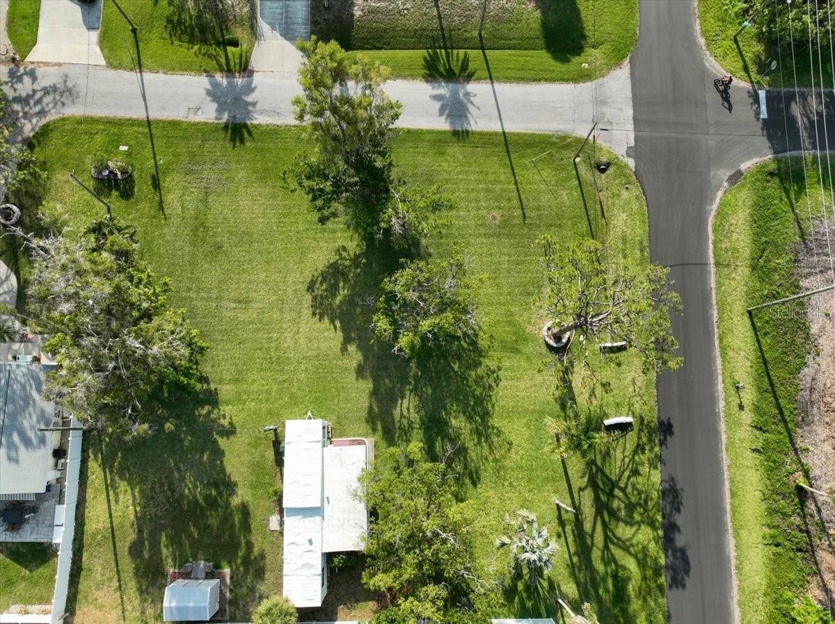 Image 4 of 13 For 140 Riverview Avenue