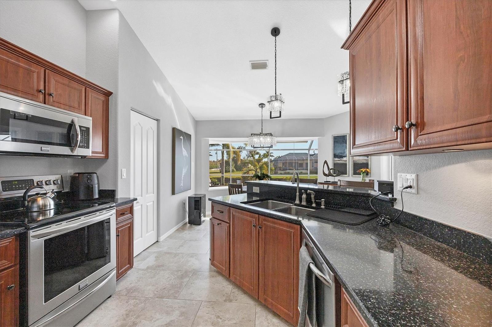 Image 14 of 52 For 126 White Marsh Lane