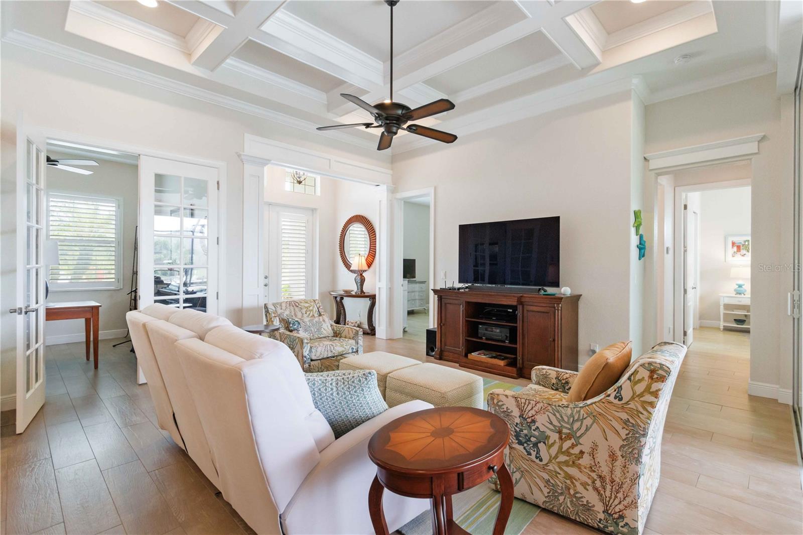 Image 12 of 52 For 15762 Viscount Circle