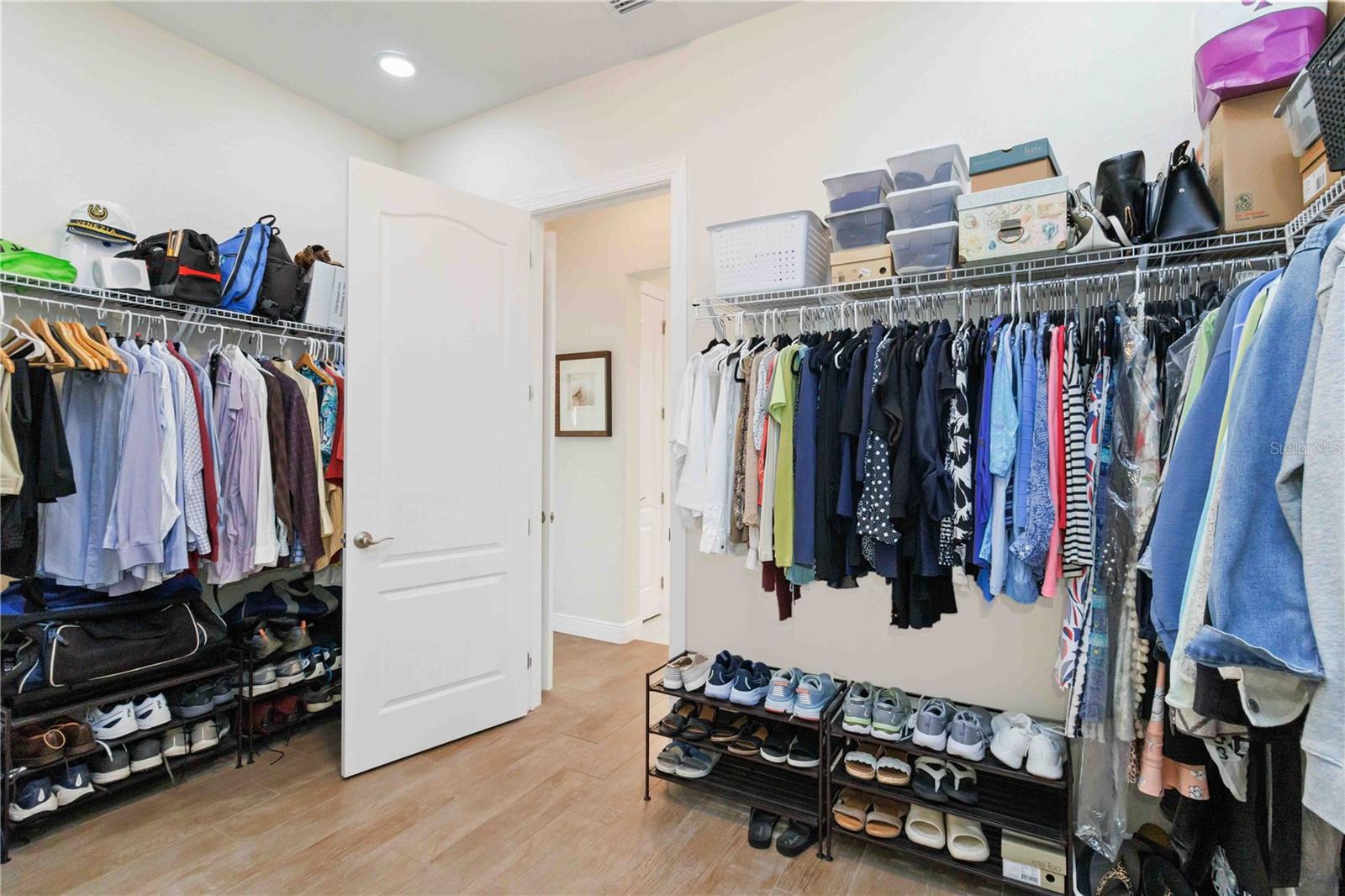 Image 20 of 52 For 15762 Viscount Circle