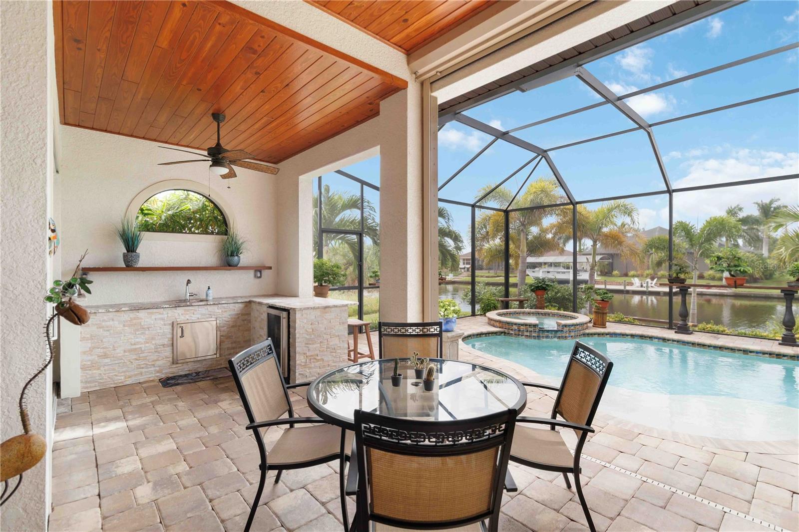 Image 37 of 52 For 15762 Viscount Circle