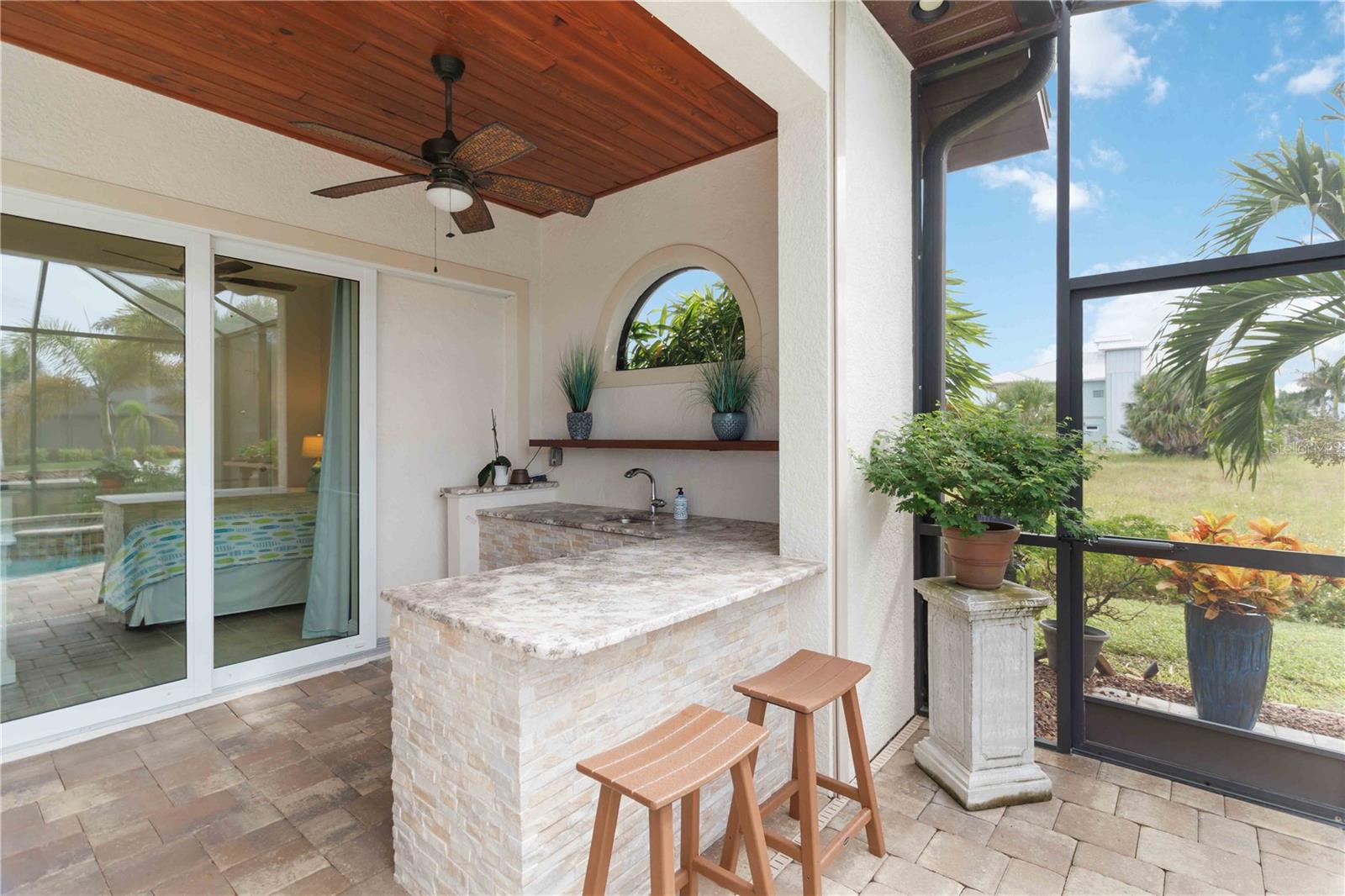 Image 39 of 52 For 15762 Viscount Circle