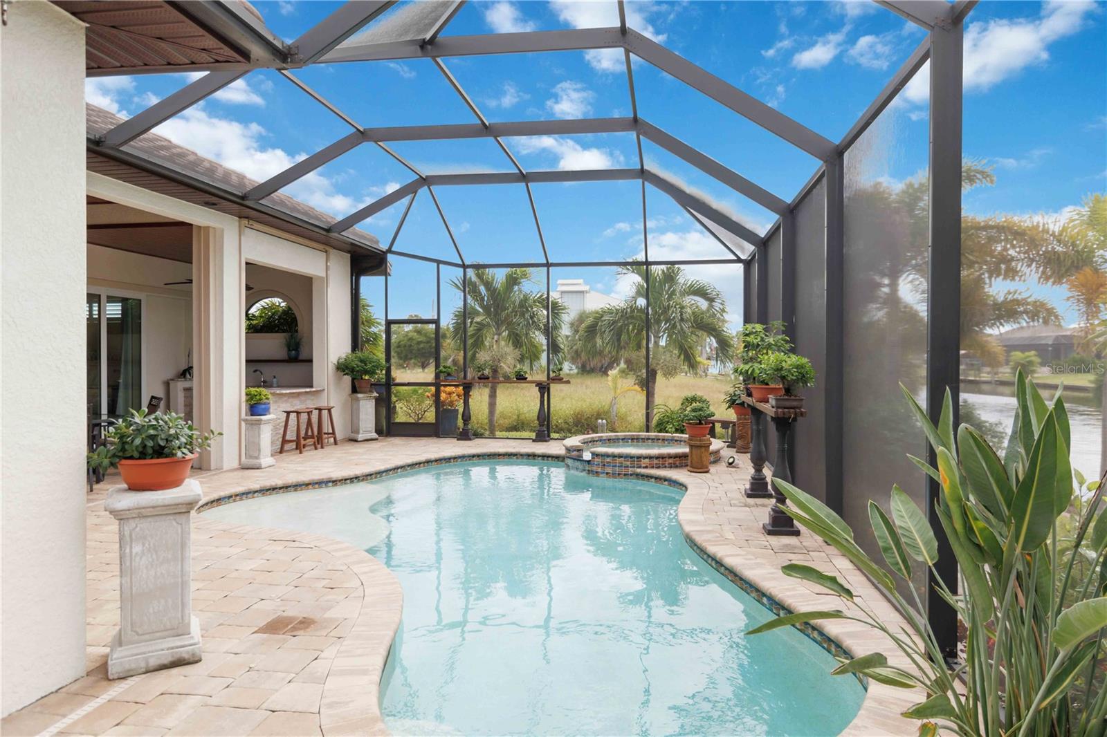 Image 42 of 52 For 15762 Viscount Circle