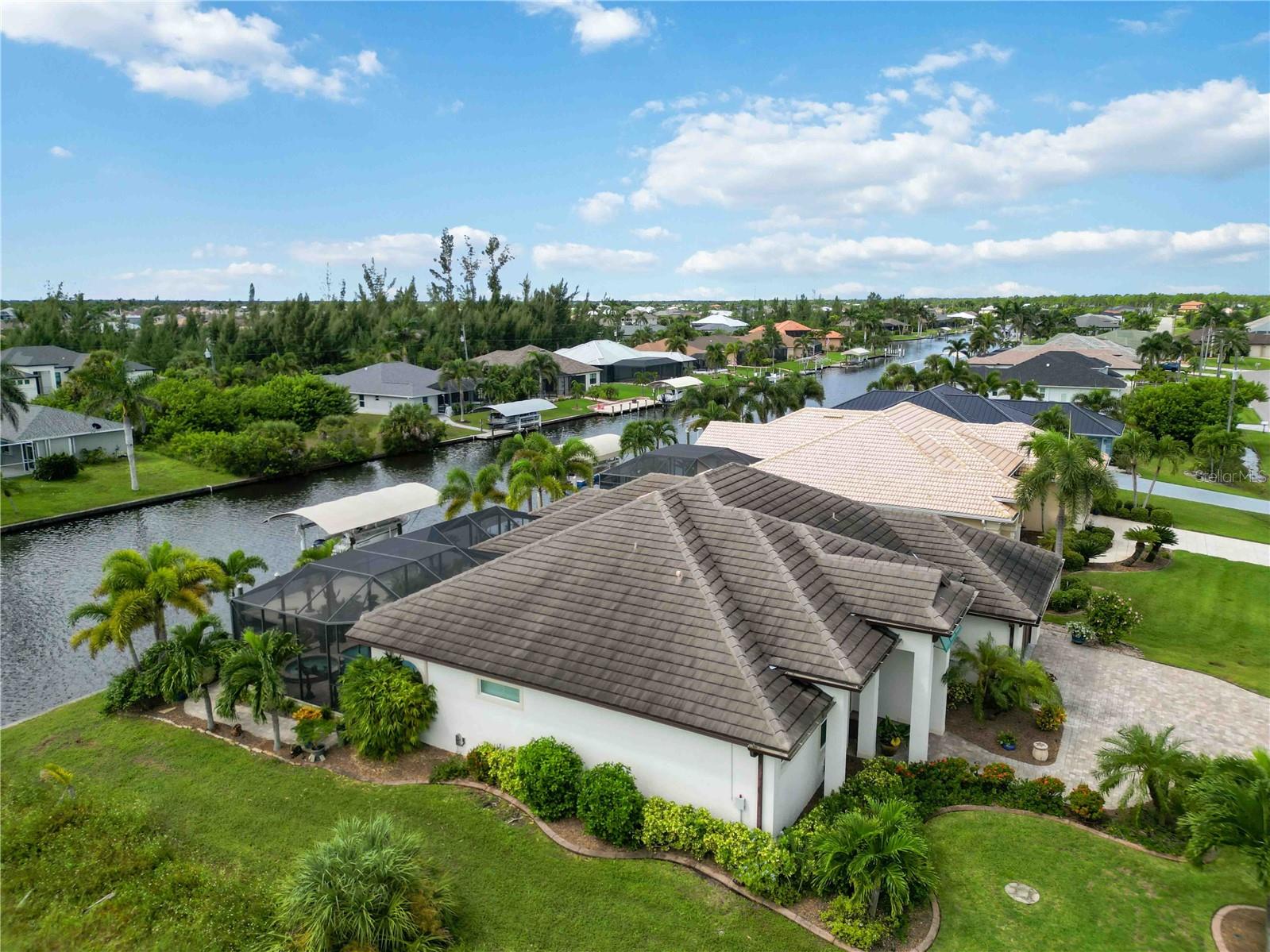 Image 51 of 52 For 15762 Viscount Circle