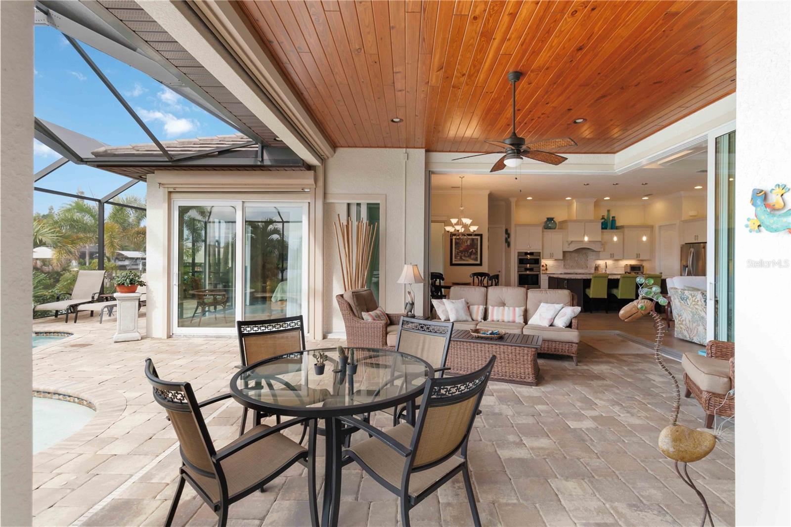 Image 6 of 52 For 15762 Viscount Circle