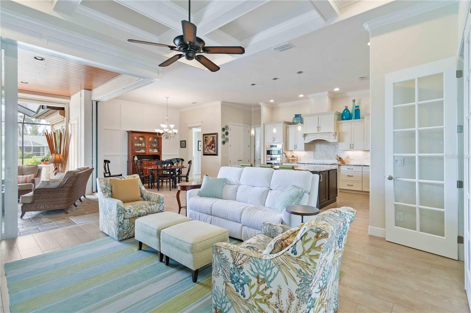 Image 7 of 52 For 15762 Viscount Circle