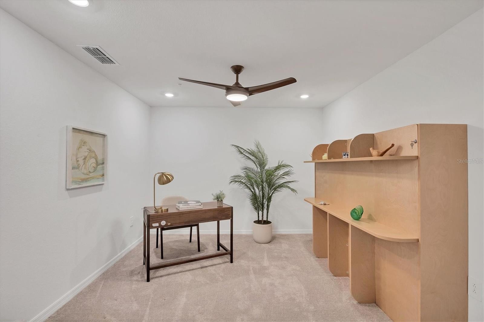 Image 17 of 41 For 12520 Galapagos Court 202