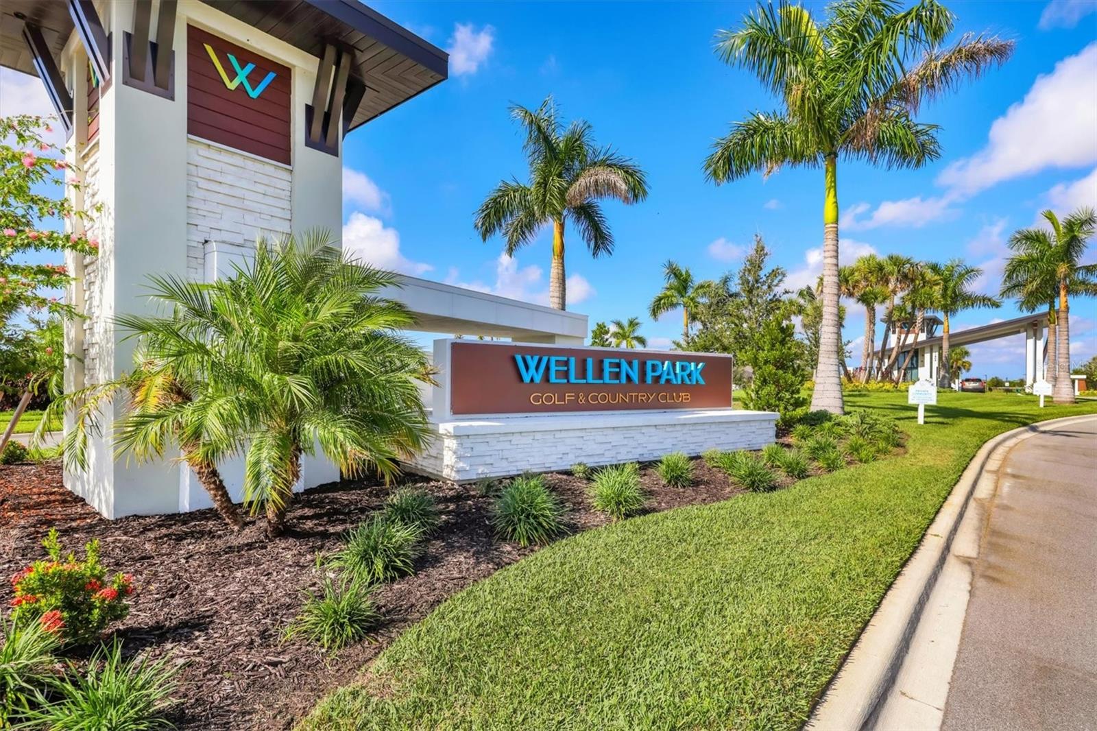 Image 27 of 41 For 12520 Galapagos Court 202