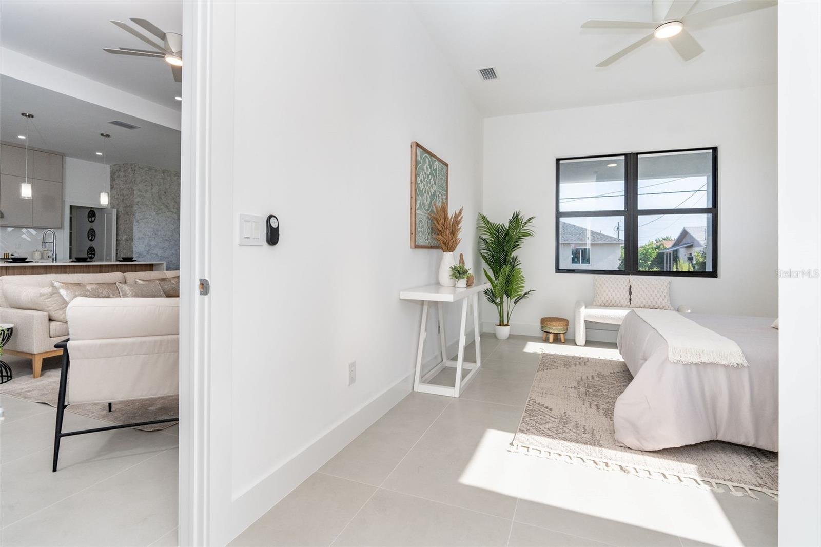 Image 31 of 55 For 11042 Carnegie Avenue