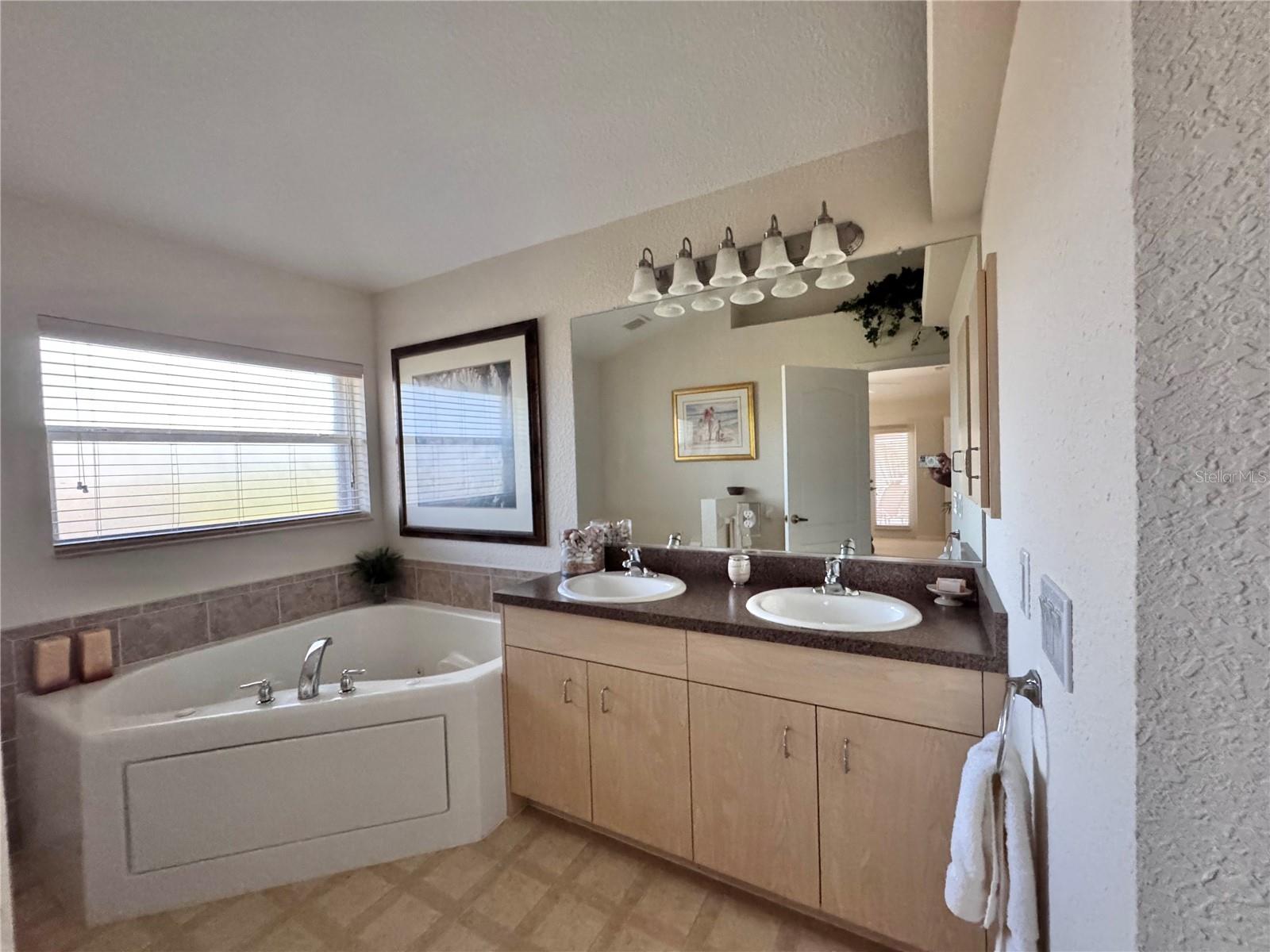 Image 20 of 31 For 8365 Walbert Street