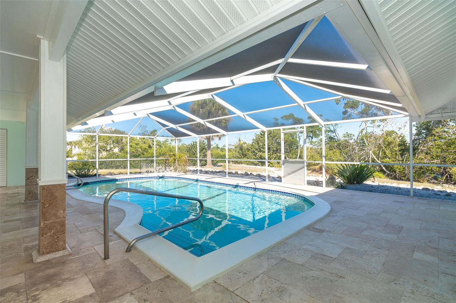 Image 18 of 72 For 13045 Via Cassia