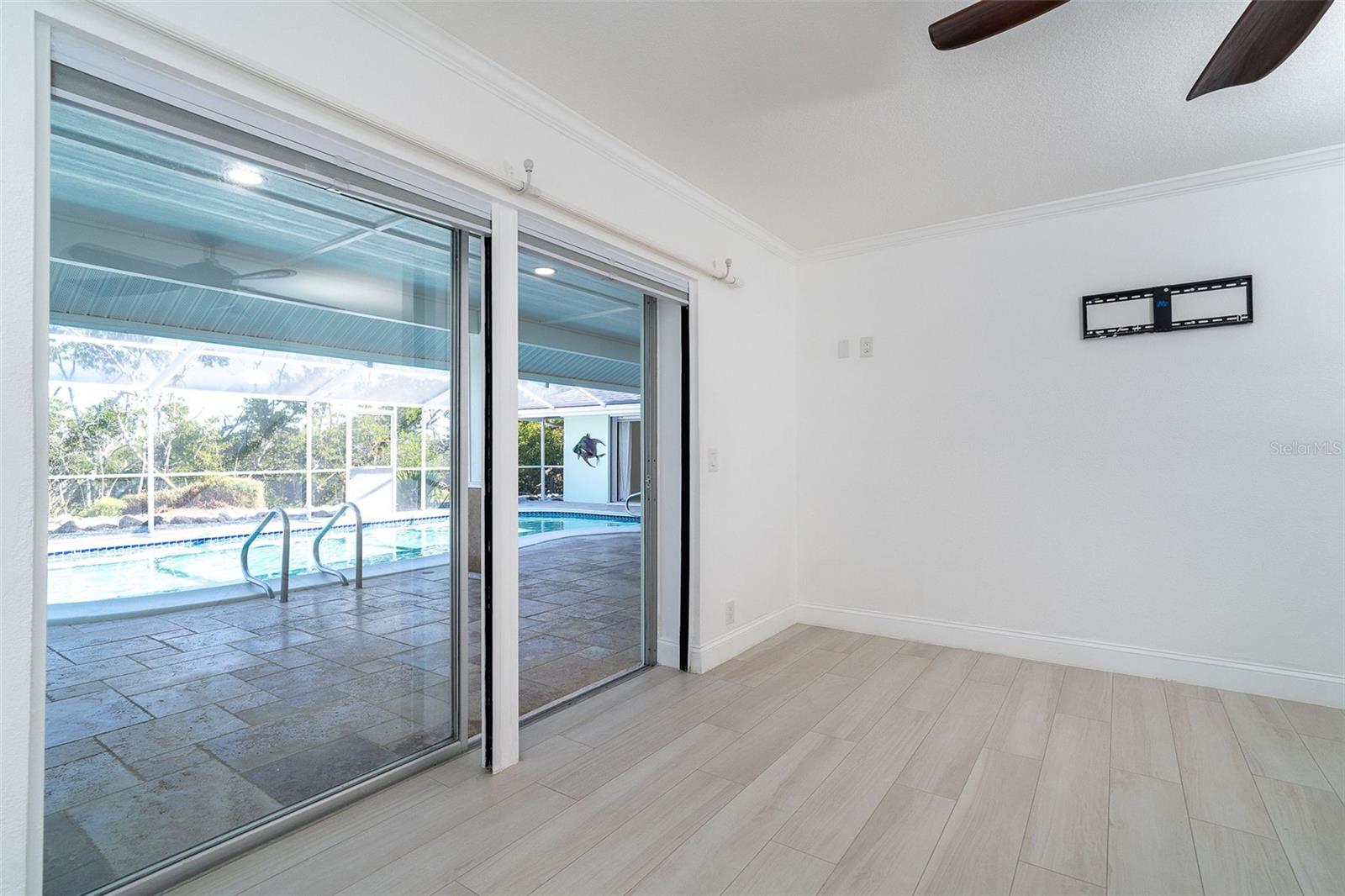 Image 25 of 72 For 13045 Via Cassia