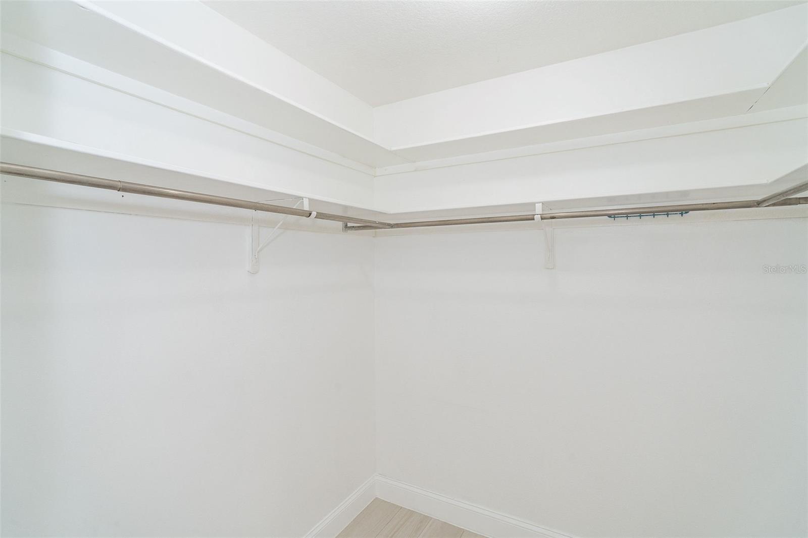 Image 27 of 72 For 13045 Via Cassia