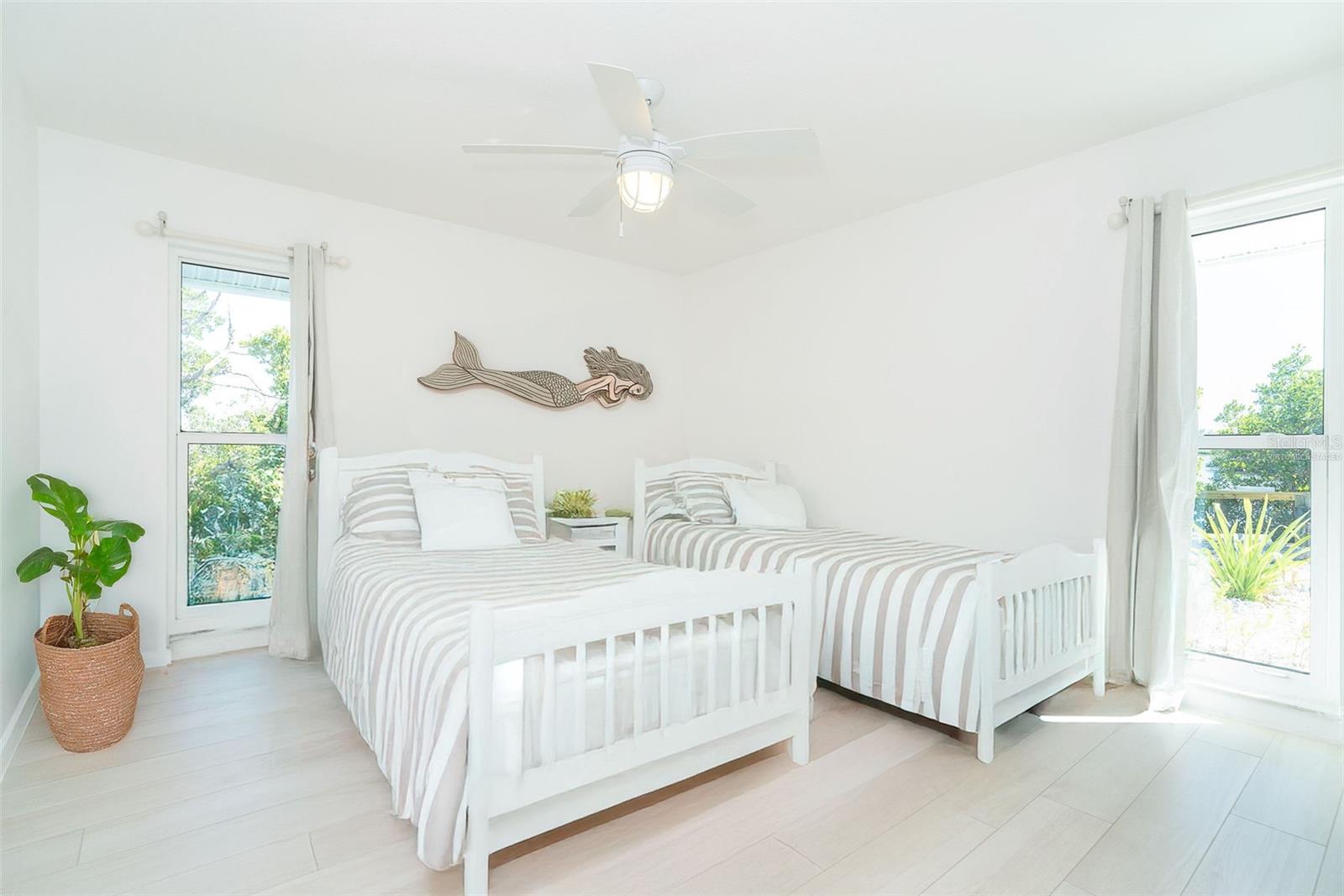 Image 36 of 72 For 13045 Via Cassia