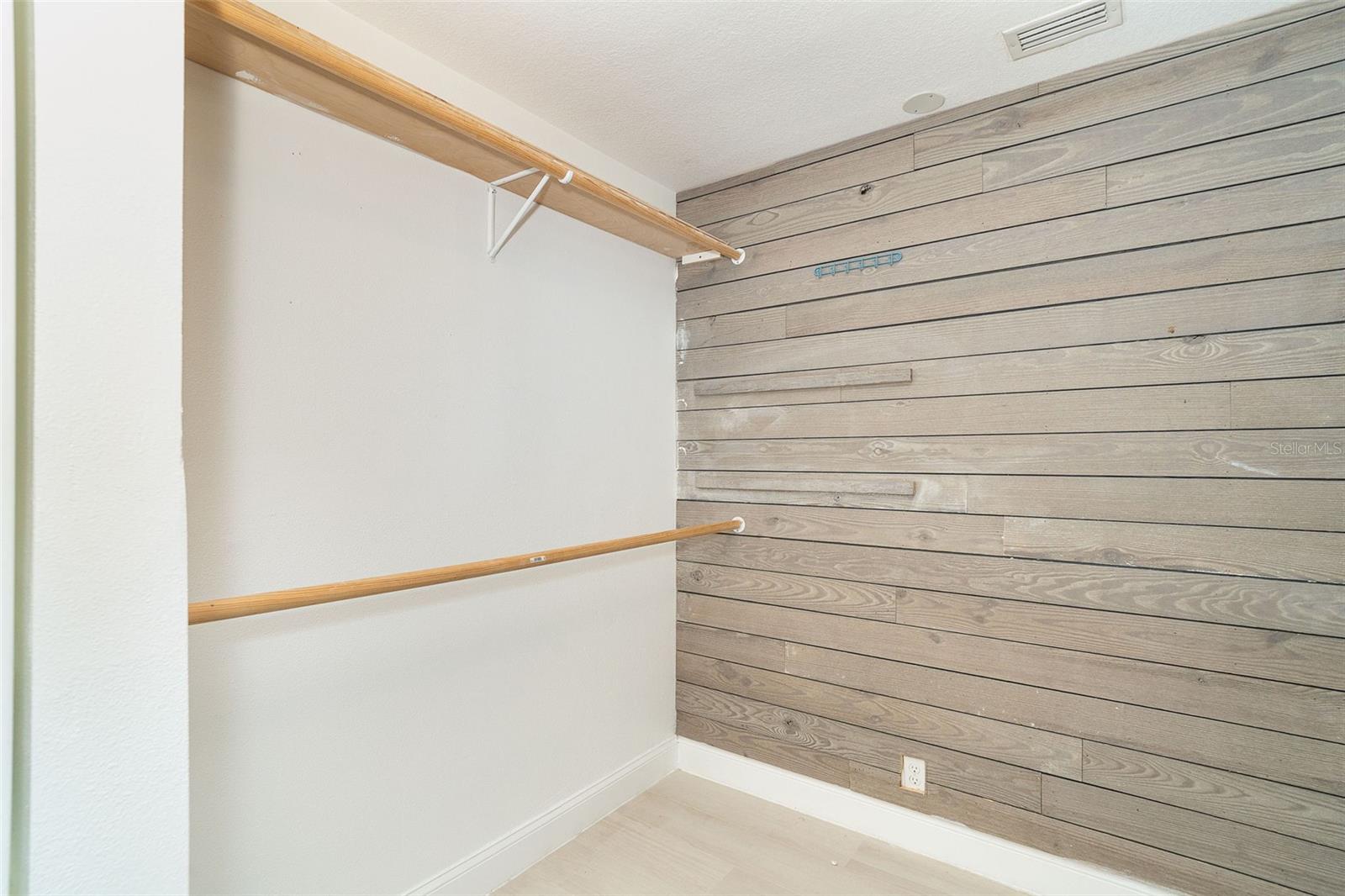 Image 38 of 72 For 13045 Via Cassia