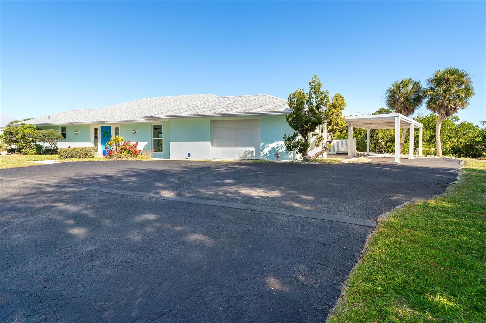 Image 4 of 72 For 13045 Via Cassia