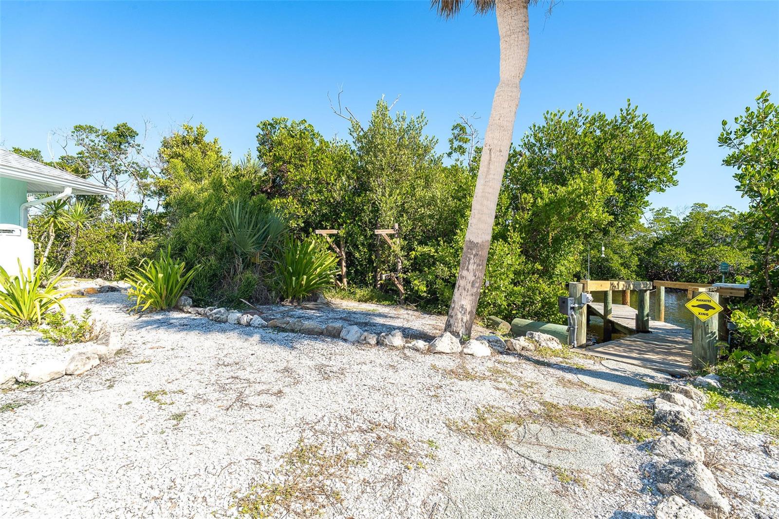 Image 46 of 72 For 13045 Via Cassia