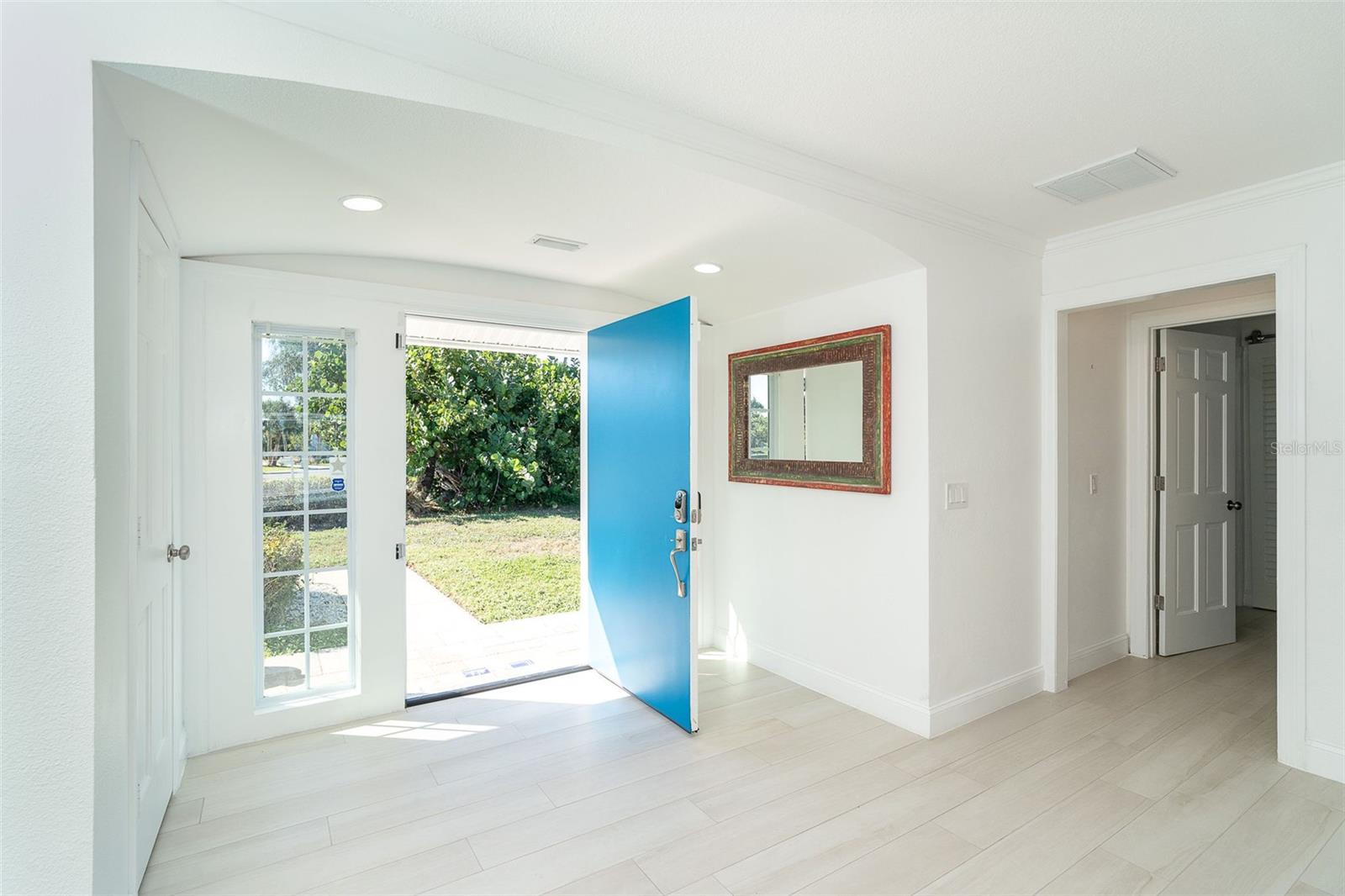 Image 5 of 72 For 13045 Via Cassia