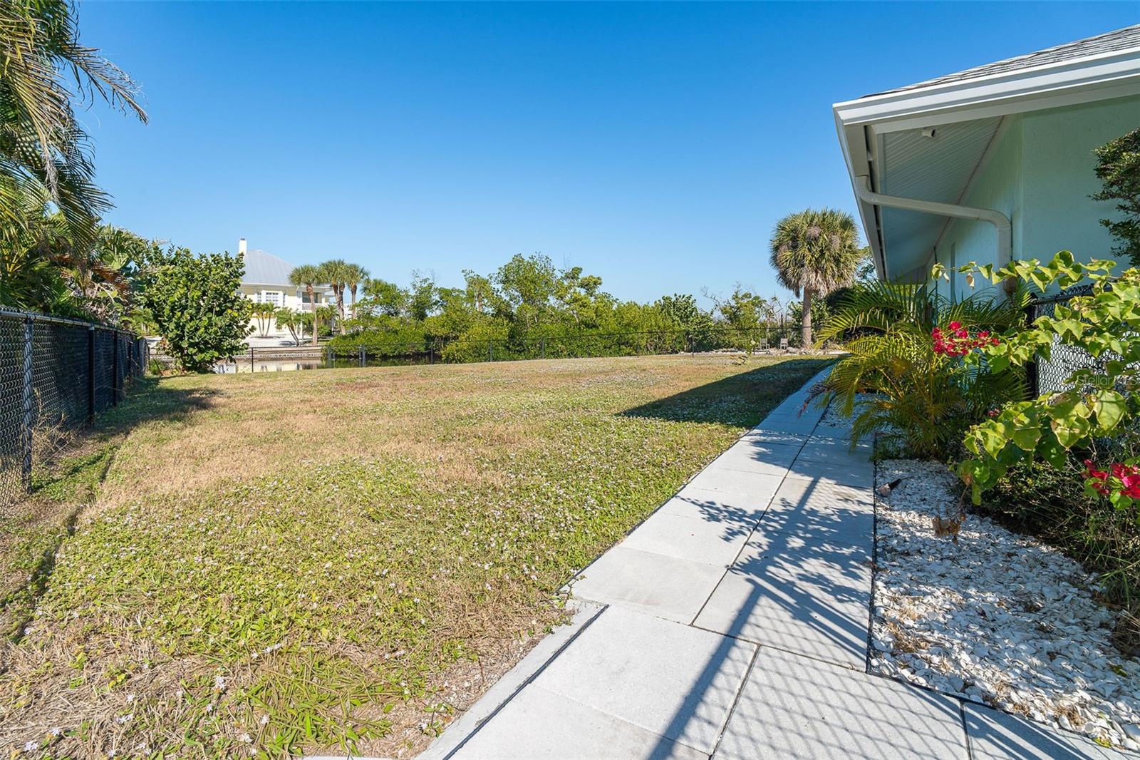 Image 58 of 72 For 13045 Via Cassia