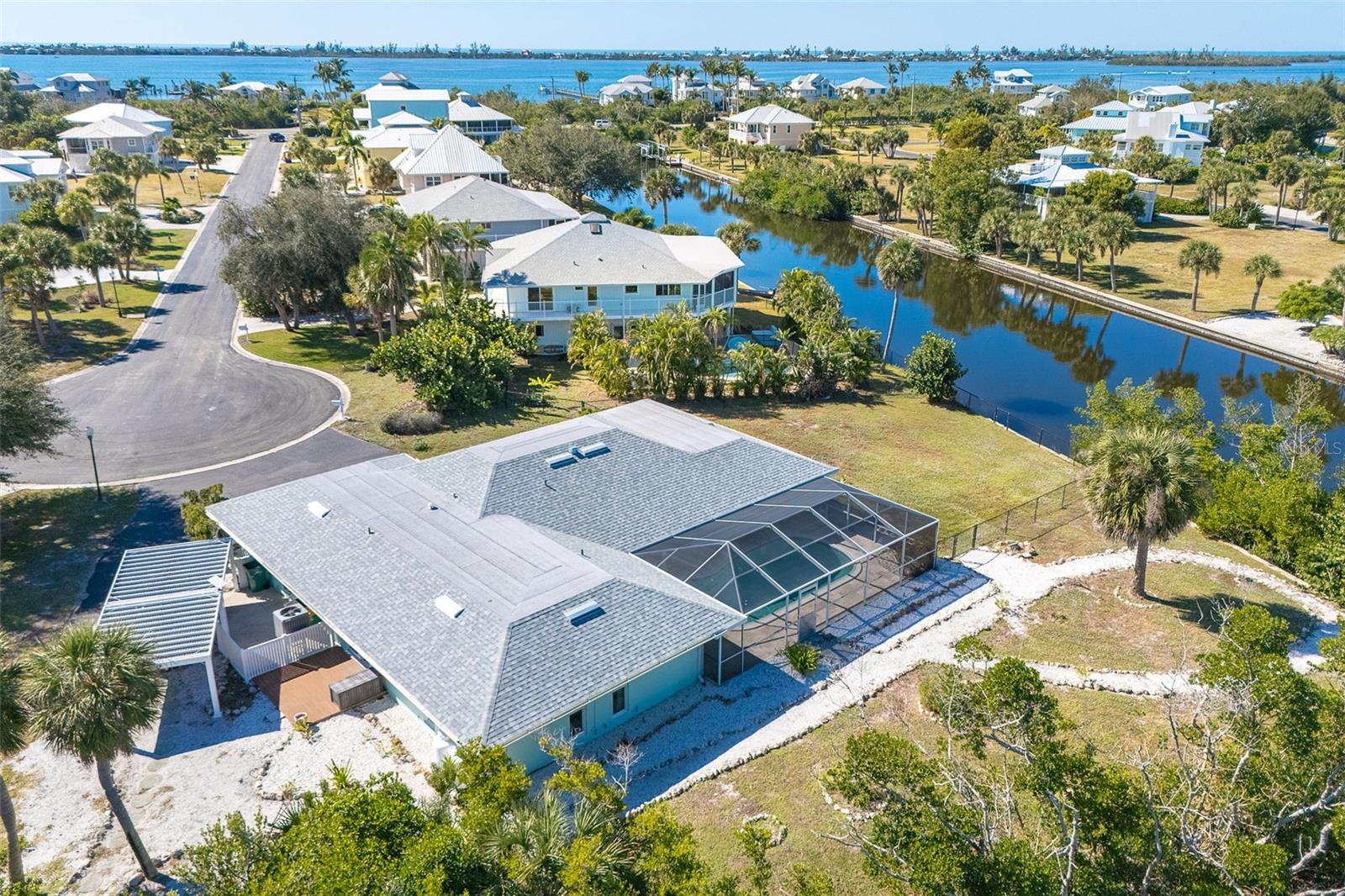 Image 63 of 72 For 13045 Via Cassia