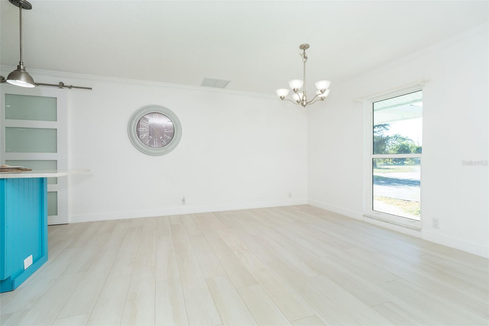 Image 9 of 72 For 13045 Via Cassia