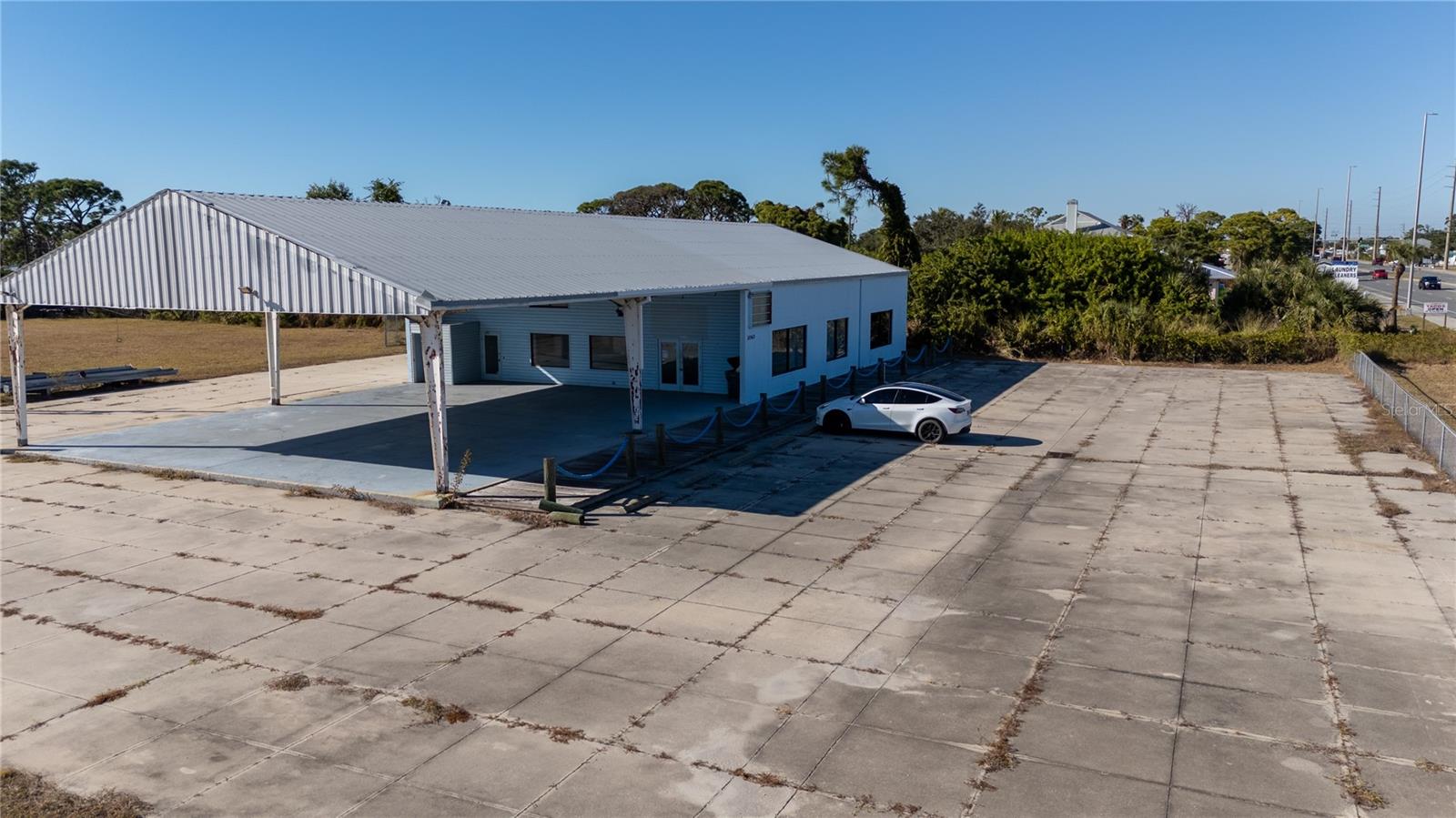 Image 14 of 21 For 3060 Placida Road