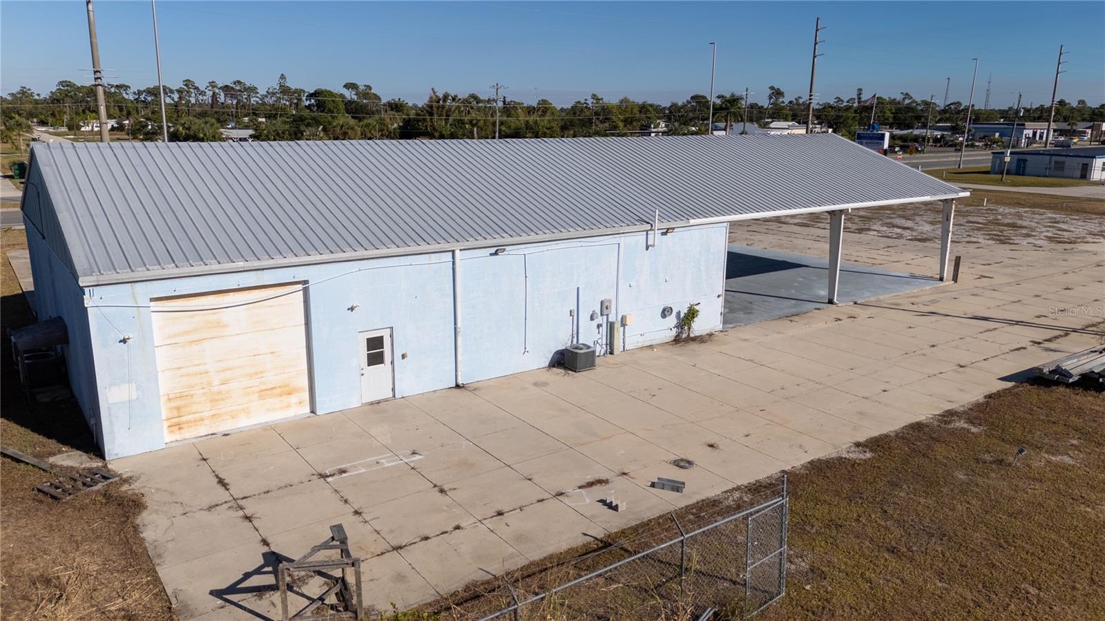 Image 16 of 21 For 3060 Placida Road