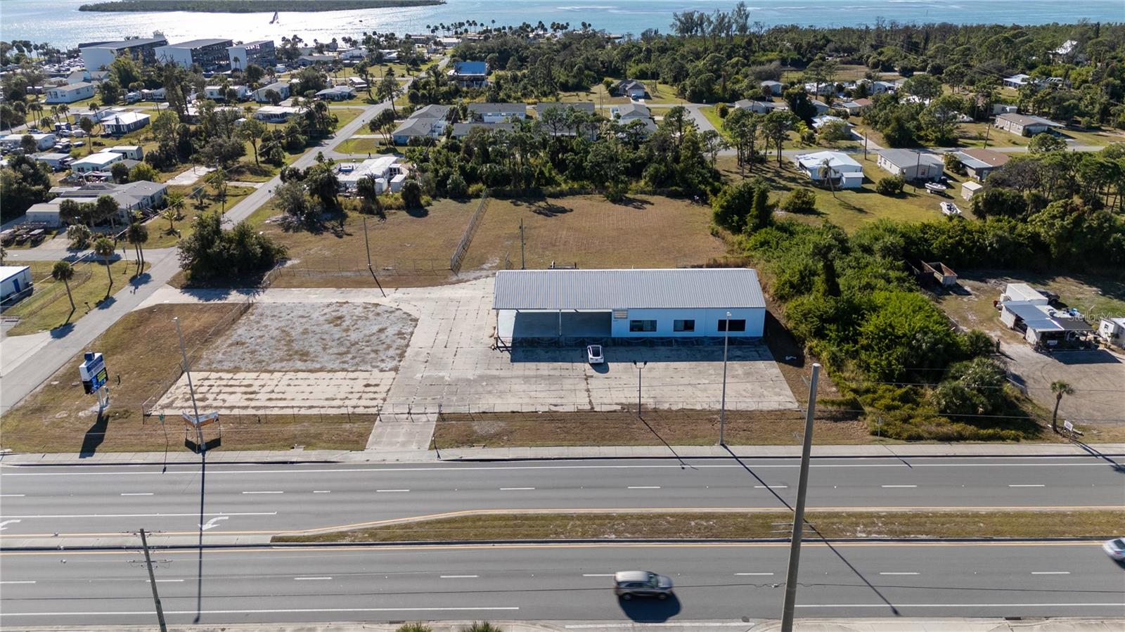 Image 18 of 21 For 3060 Placida Road